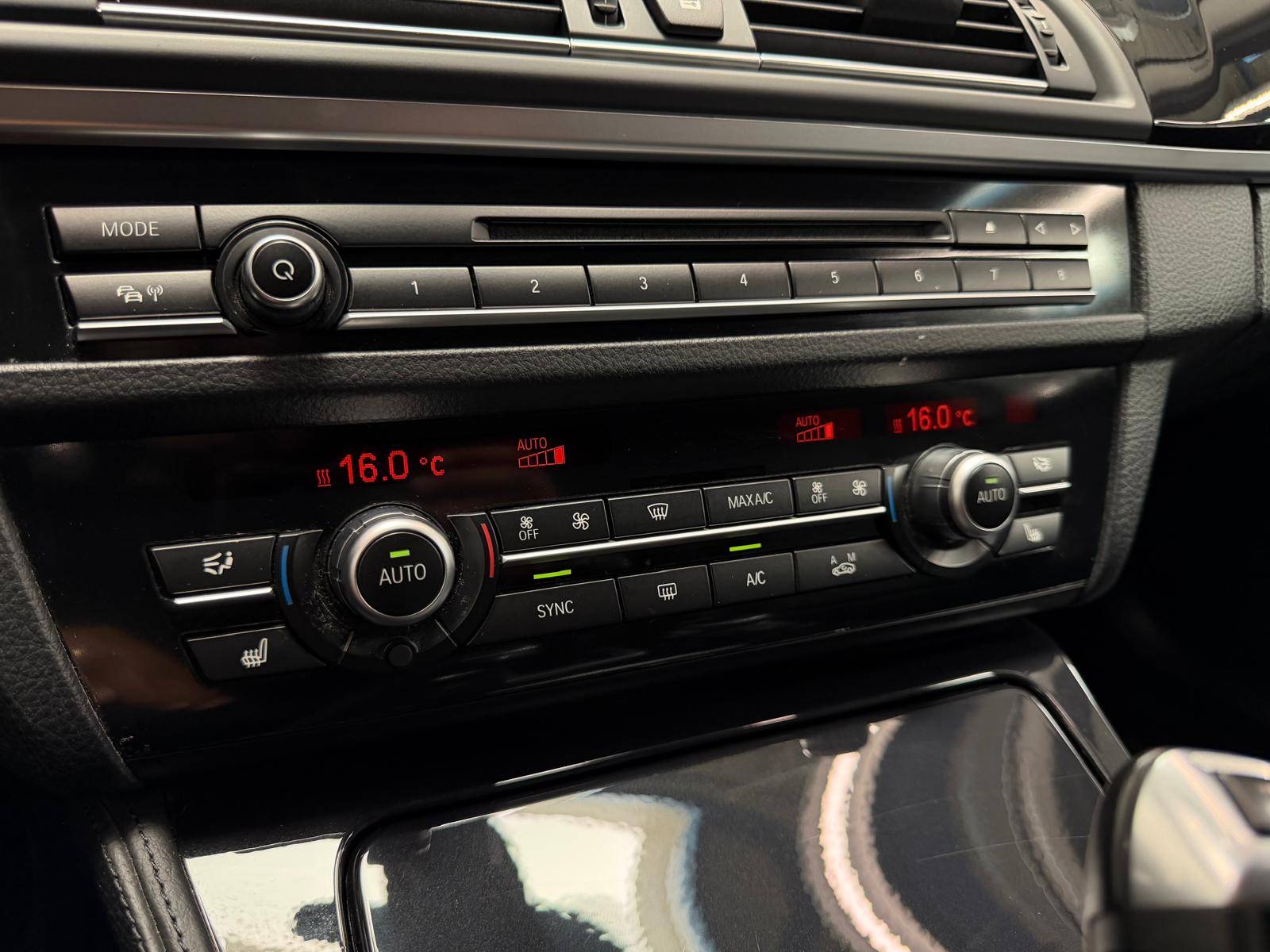 BMW 525d Touring xDrive All Balck Edition Steptronic (CH-Fahrzeug Frisch ab MFK)-image-31