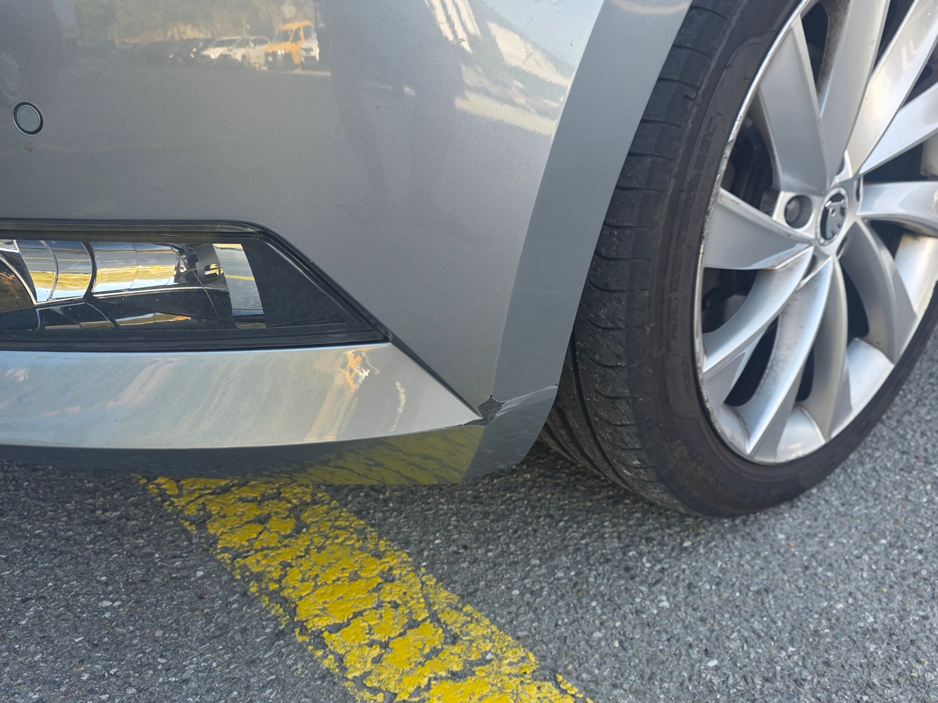 SKODA Superb Combi 2.0 TDi Style 4x4 DSG-image-6
