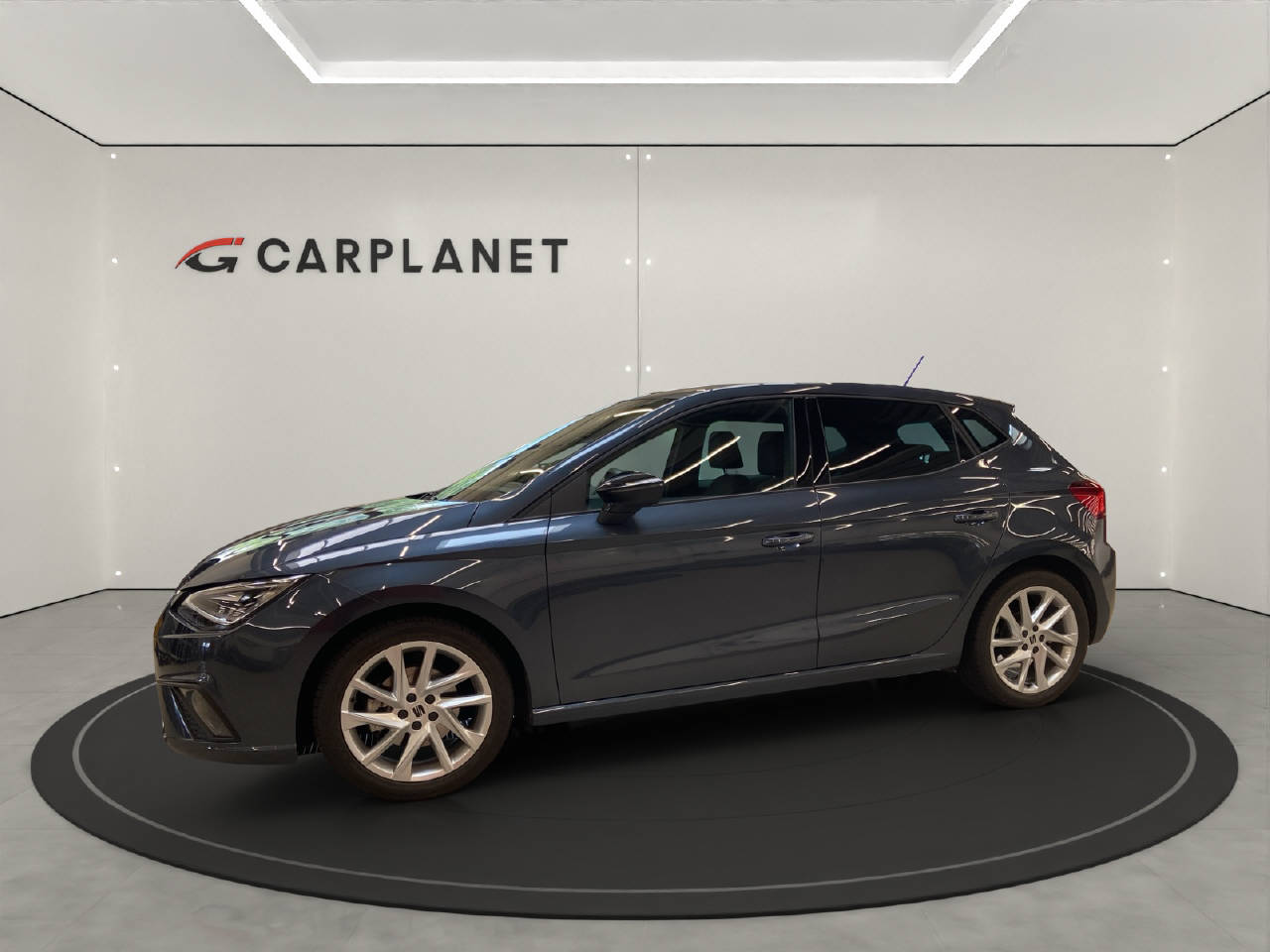 SEAT Ibiza 1.0 TSI 115 FR DSG-image-0