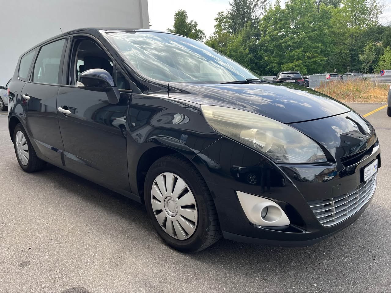 RENAULT Grand Scénic 2.0 16V Dynamique X-Tronic CVT-image-2
