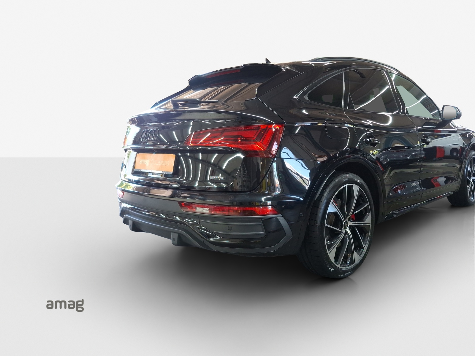 AUDI Q5 Sportback 50 TFSI e PHEV S line quattro S-tronic-image-4