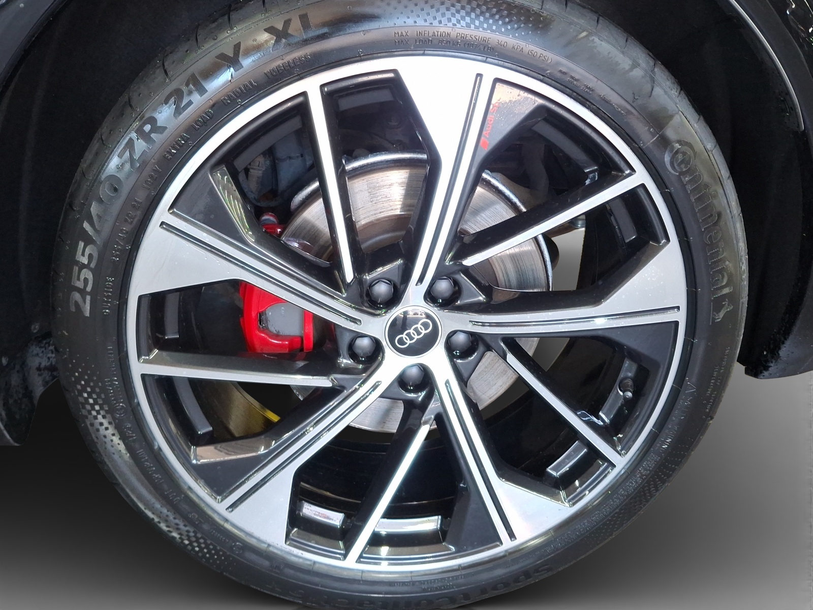 AUDI Q5 Sportback 50 TFSI e PHEV S line quattro S-tronic-image-13