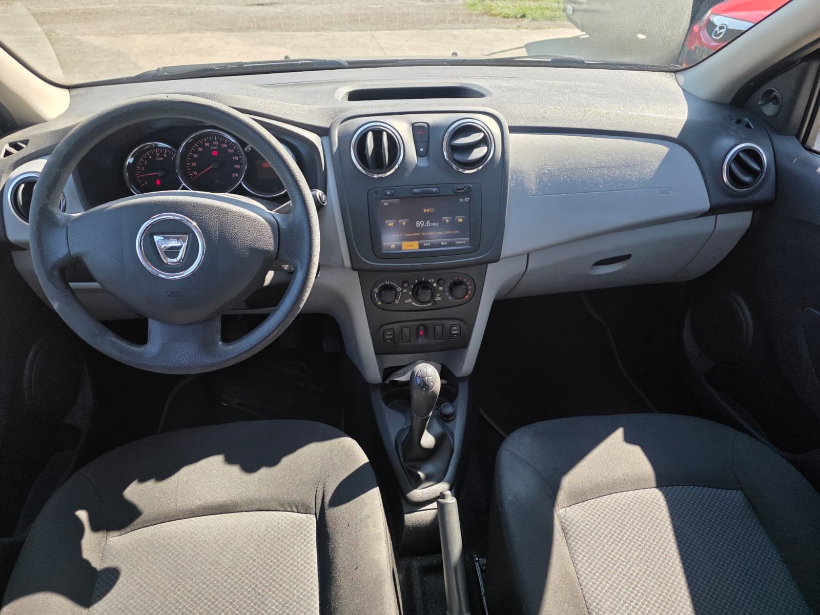 DACIA Sandero Tce 90 Ambiance-image-7