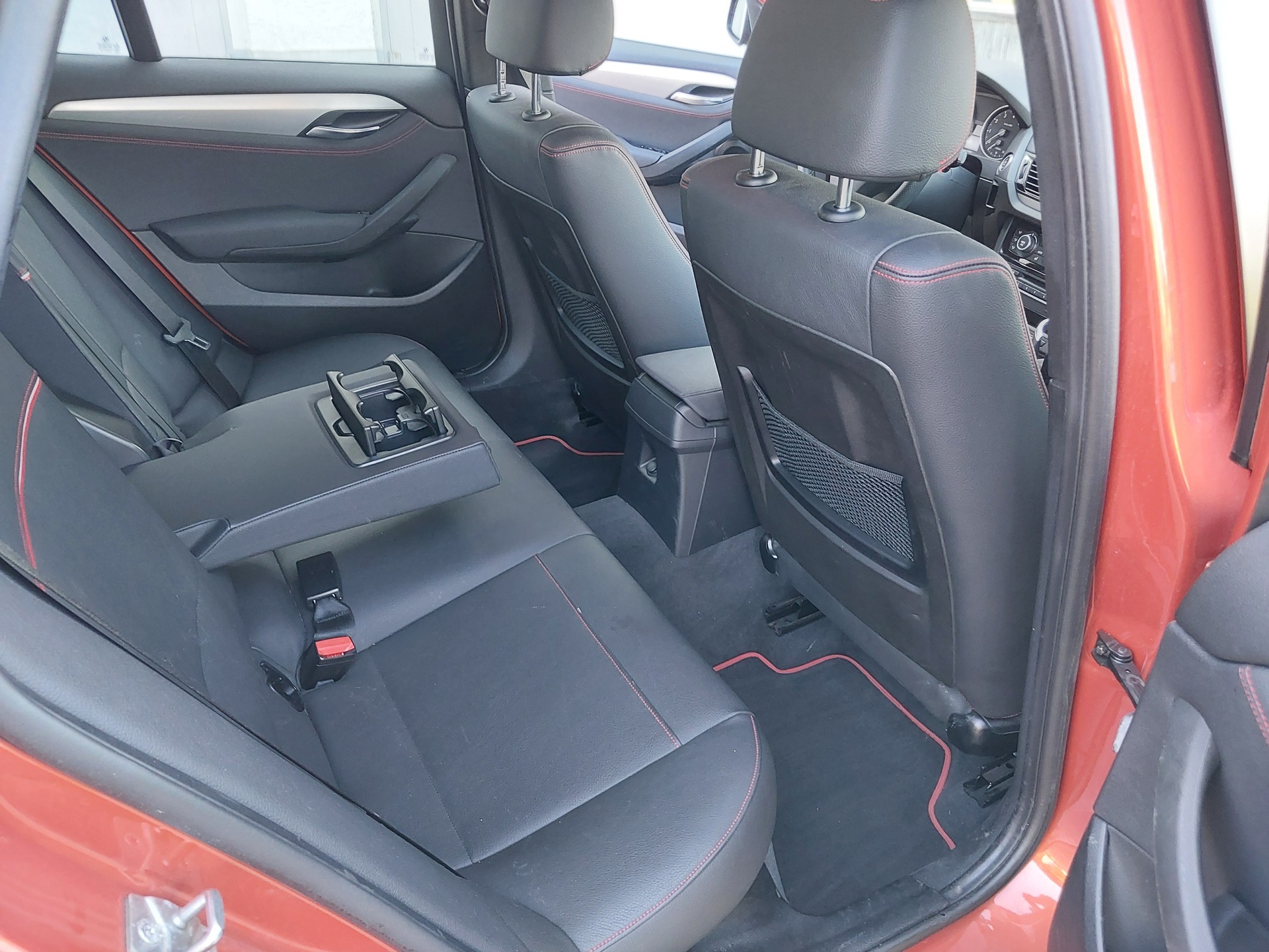 BMW X1 xDrive 28i Sport Line Steptronic-image-11