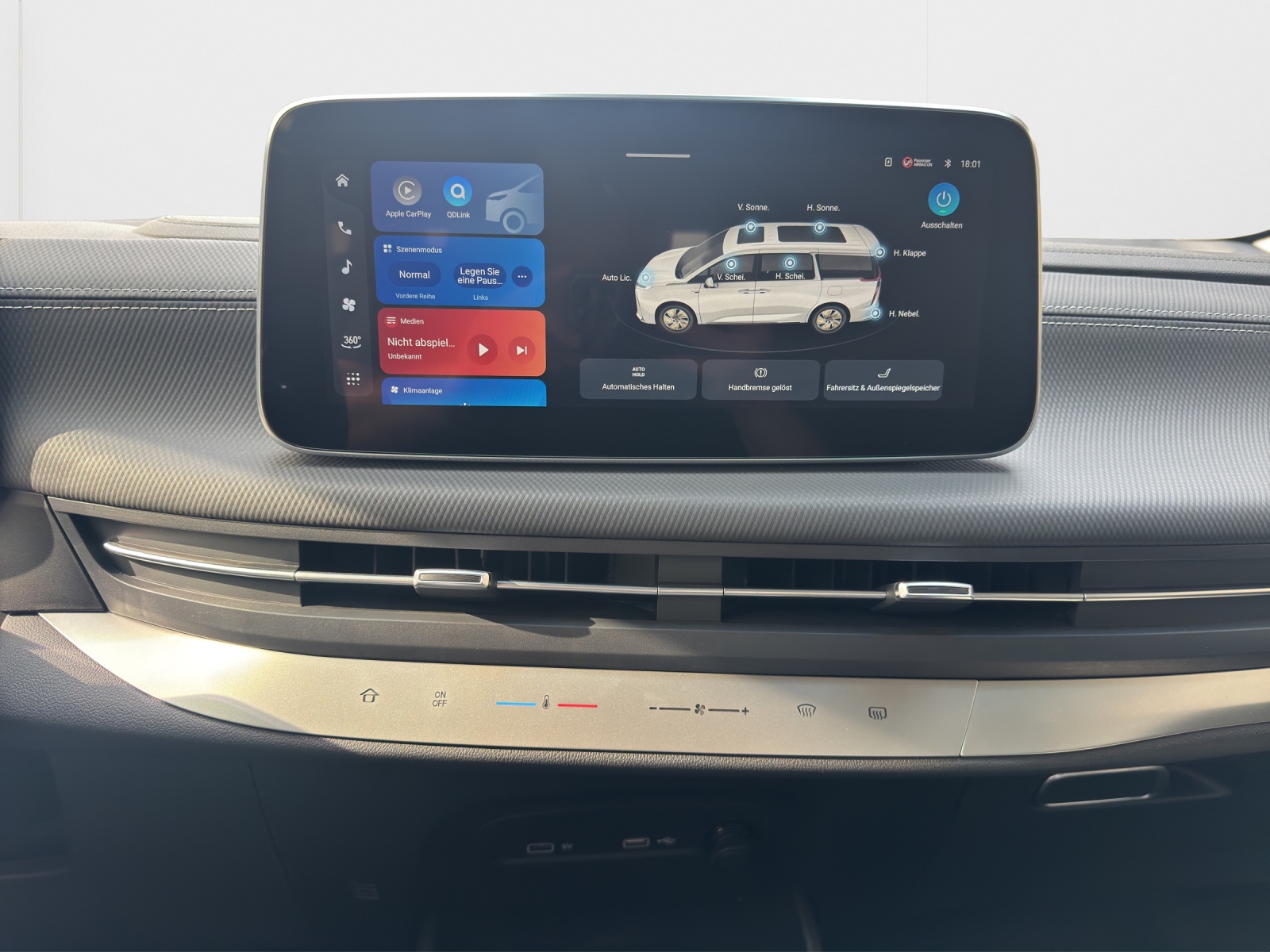 MAXUS Mifa 9 Luxury 90kWh-image-18