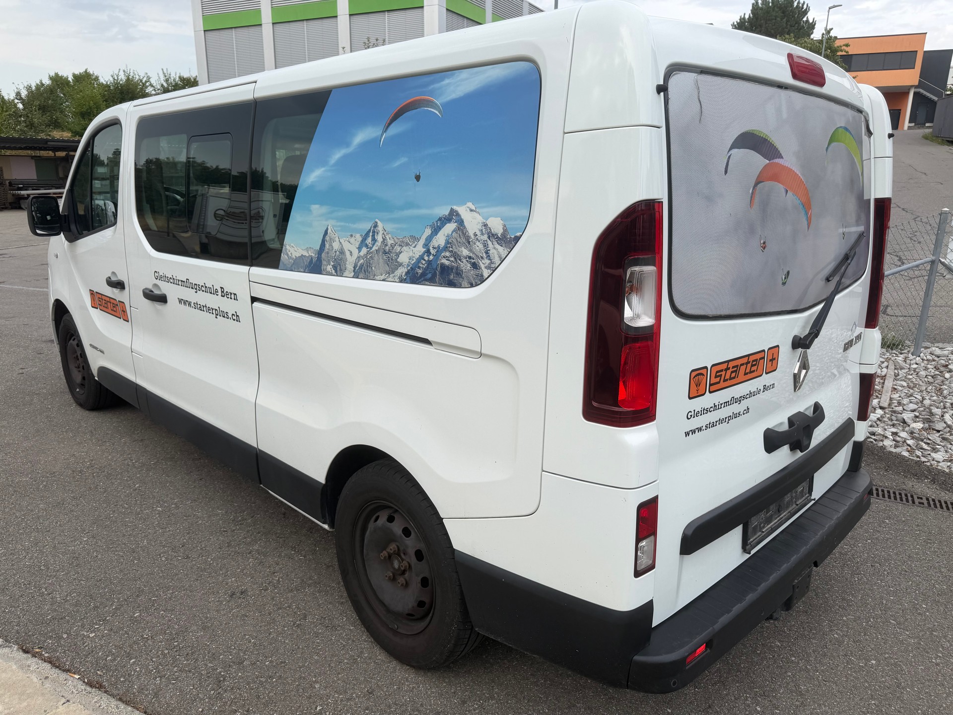 RENAULT Trafic ENERGY dCi 145 Grand Passenger Dynamique-image-3