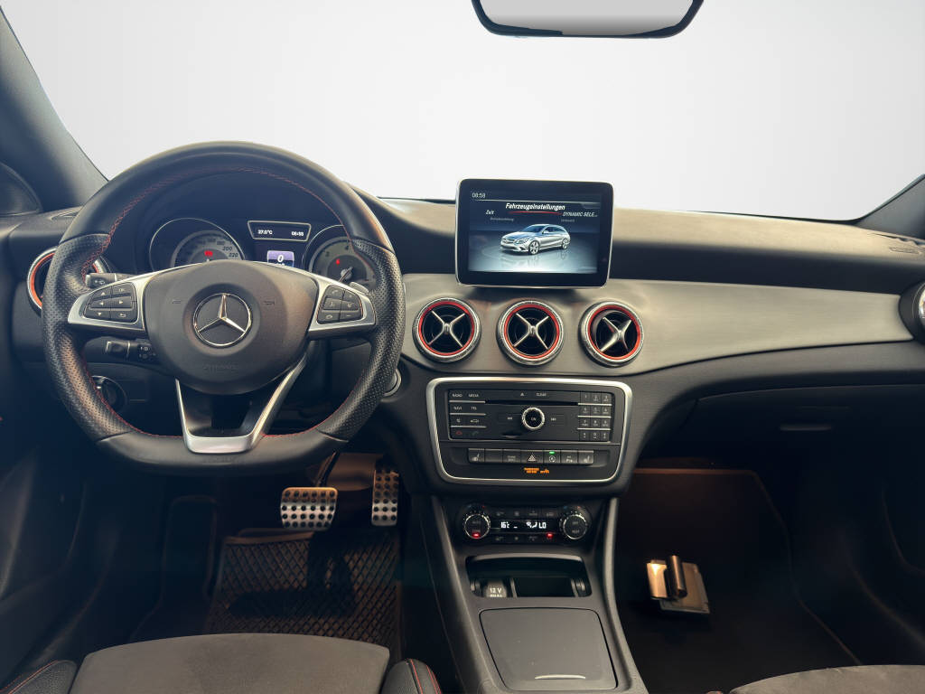 MERCEDES-BENZ CLA 200 d AMG Line 4 matic-image-13
