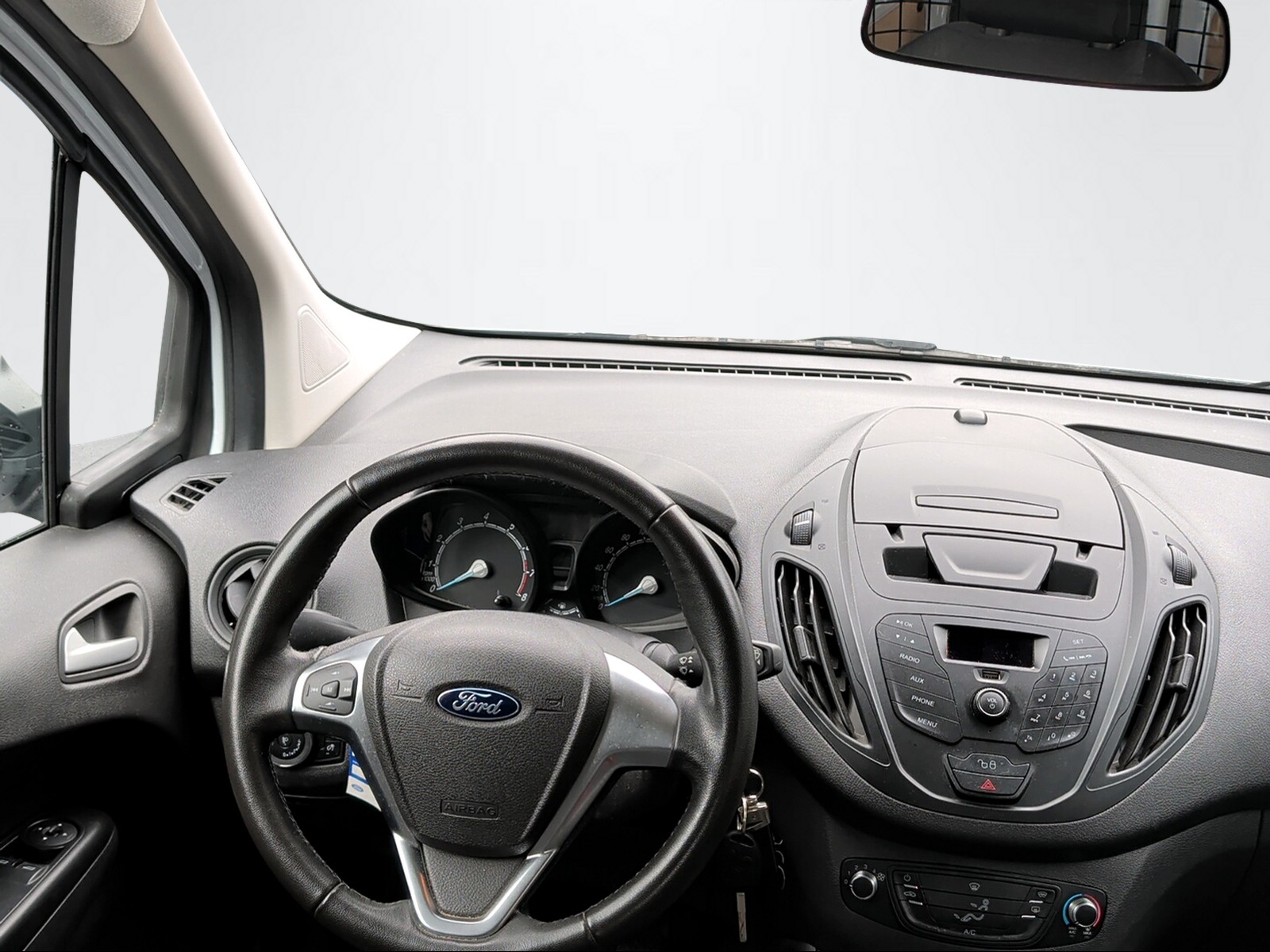 FORD Transit Courier Van 1.0 EcoB Trend-image-9