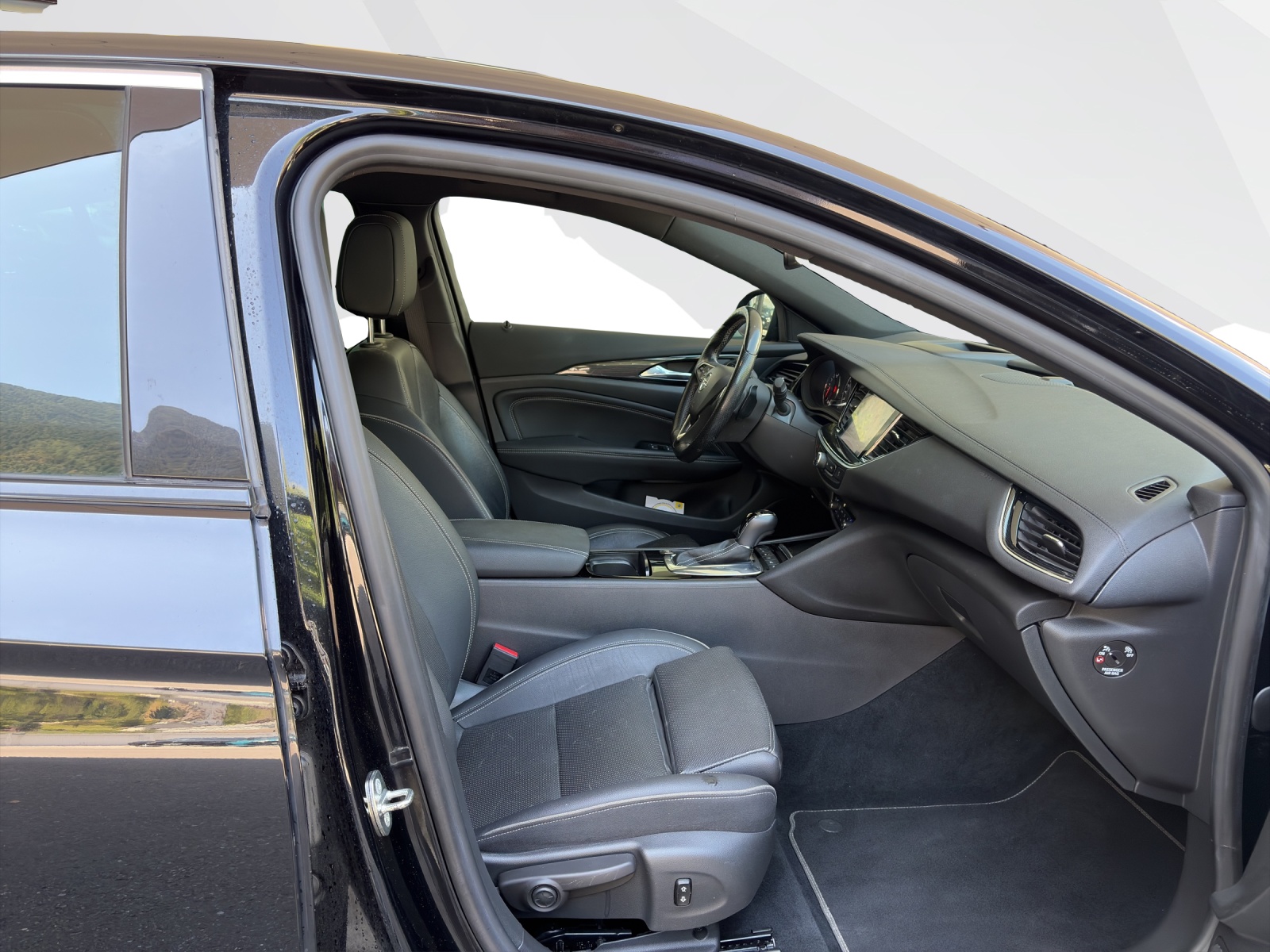 OPEL Insignia Grand Sport 2.0 T Excellence AWD-image-15