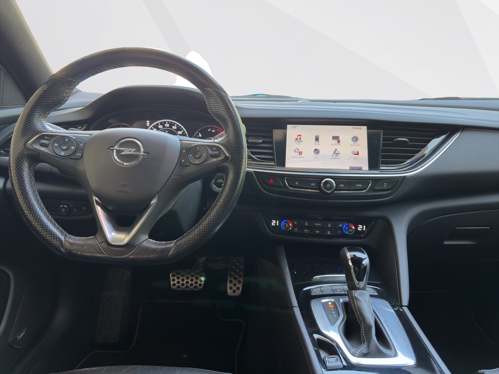 OPEL Insignia Grand Sport 2.0 T Excellence AWD-image-10