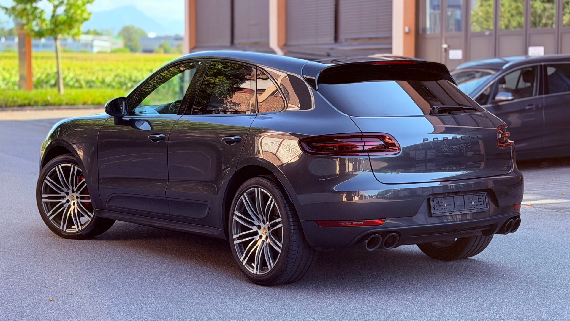 PORSCHE Macan 3.0 V6 GTS-image-3