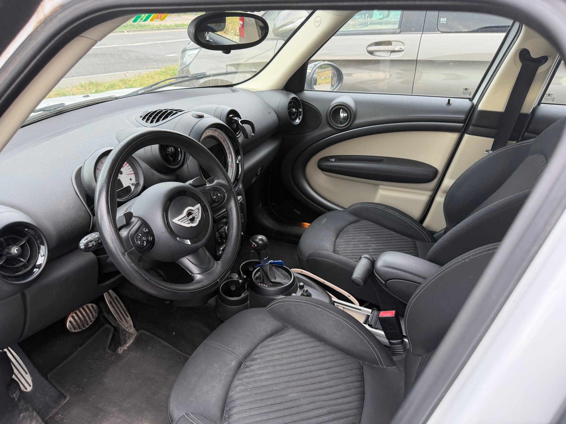 MINI Countryman Cooper SD ALL4 Steptronic-image-6