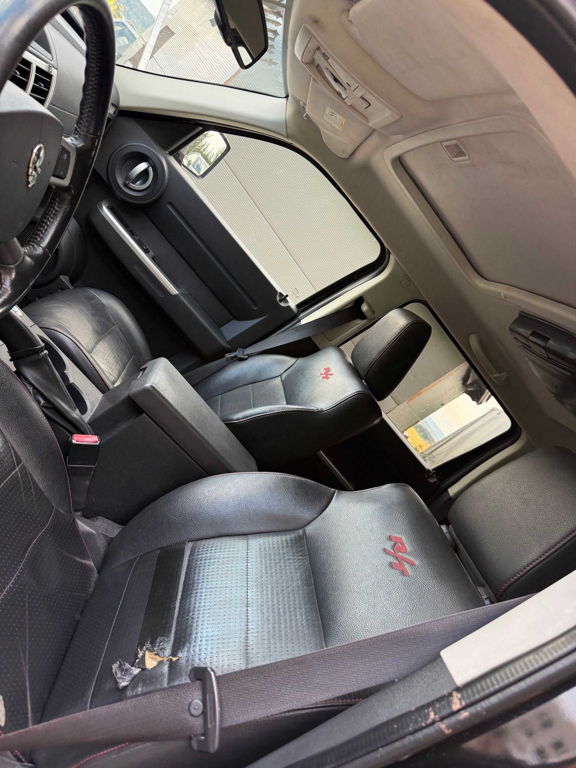 DODGE Nitro 2.8 CRD R/T Automatic-image-7