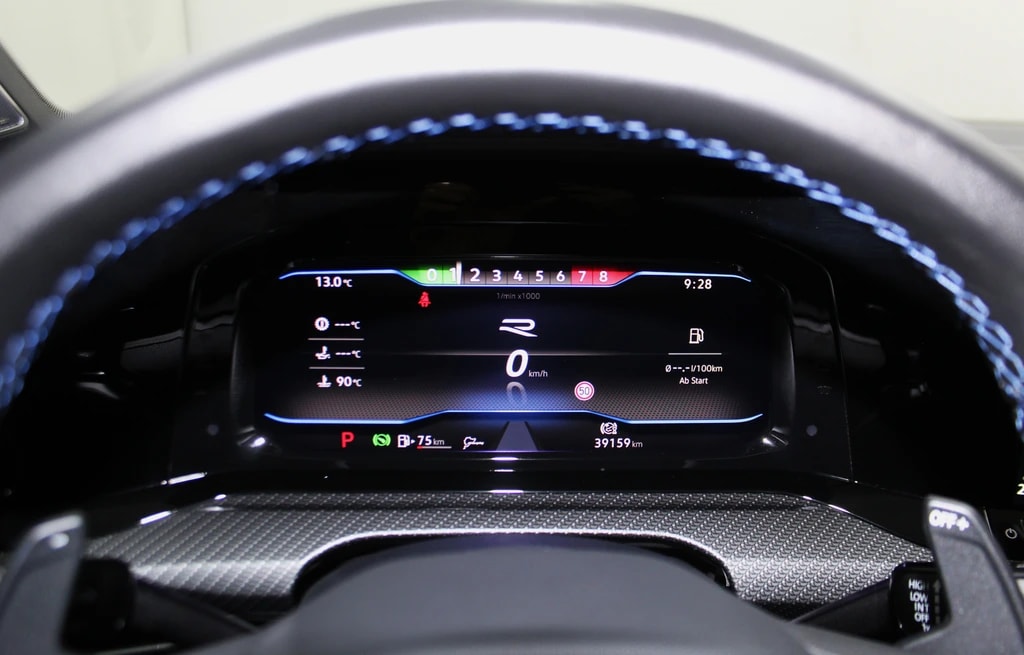 VW Golf 2.0 TSI R DSG 4Motion R Performance Akrapovic 333PS-image-14