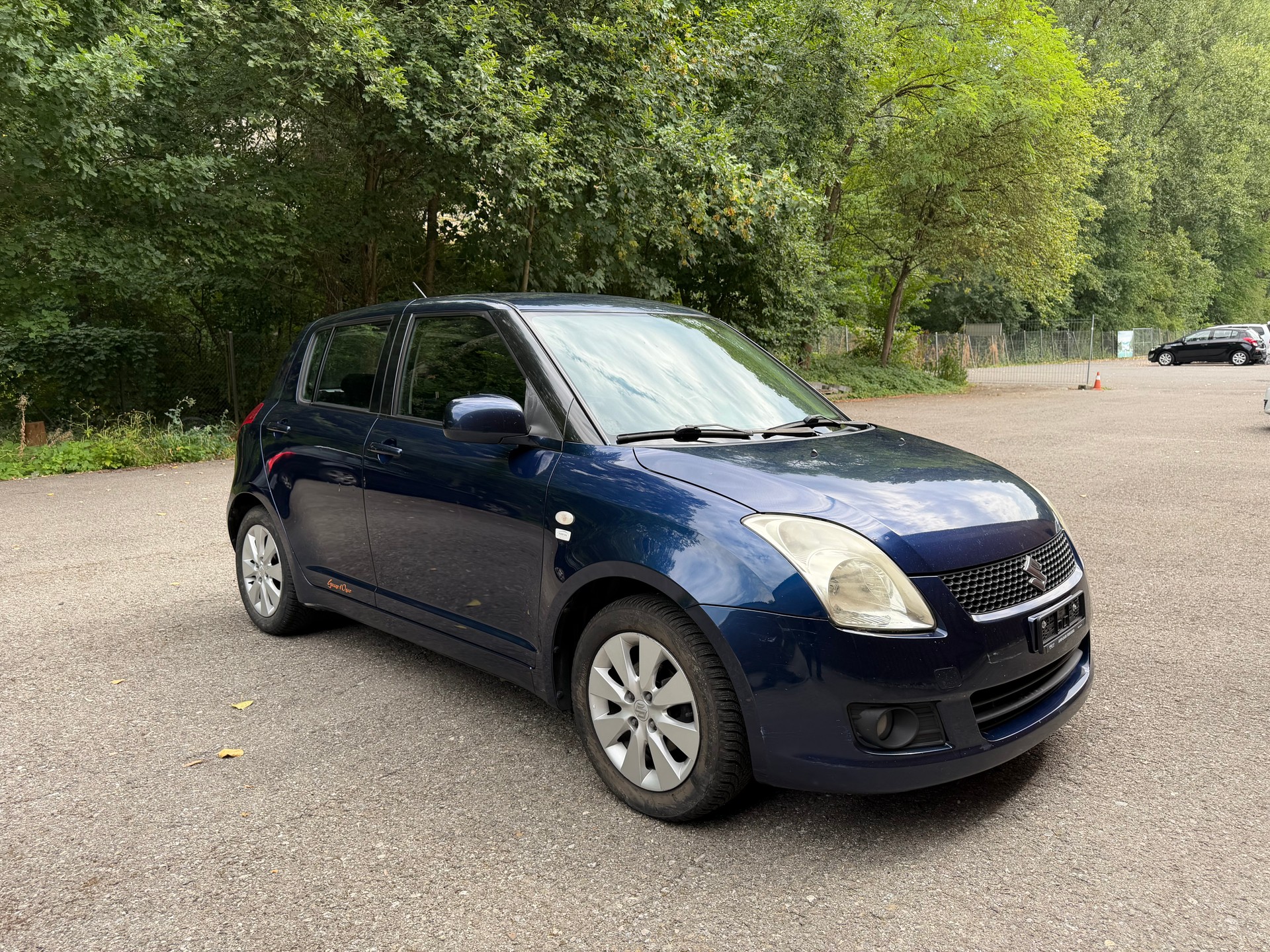 SUZUKI Swift 1.3i 16V GL-image-4