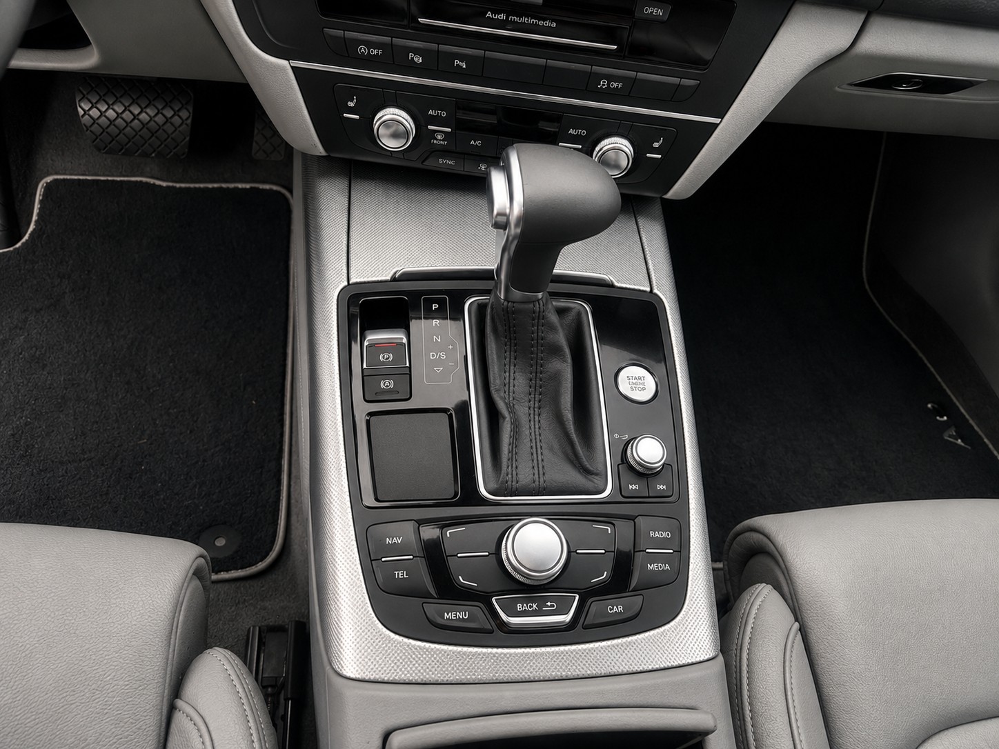 AUDI A6 Limousine 3.0 BiTDI V6 quattro tiptronic-image-11