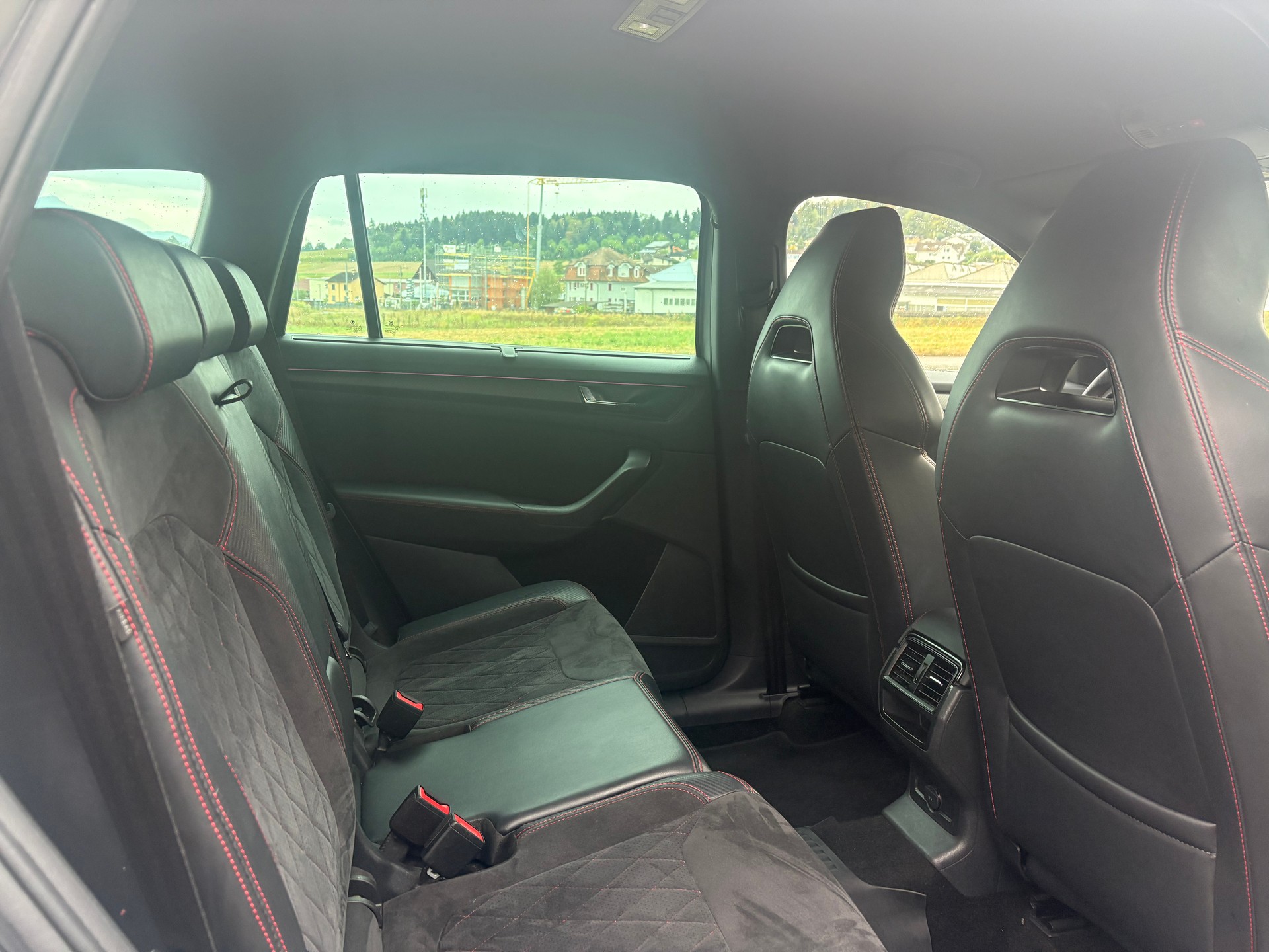 SKODA Kodiaq 2.0 Bi-TDI SCR RS 4x4 DSG-image-10