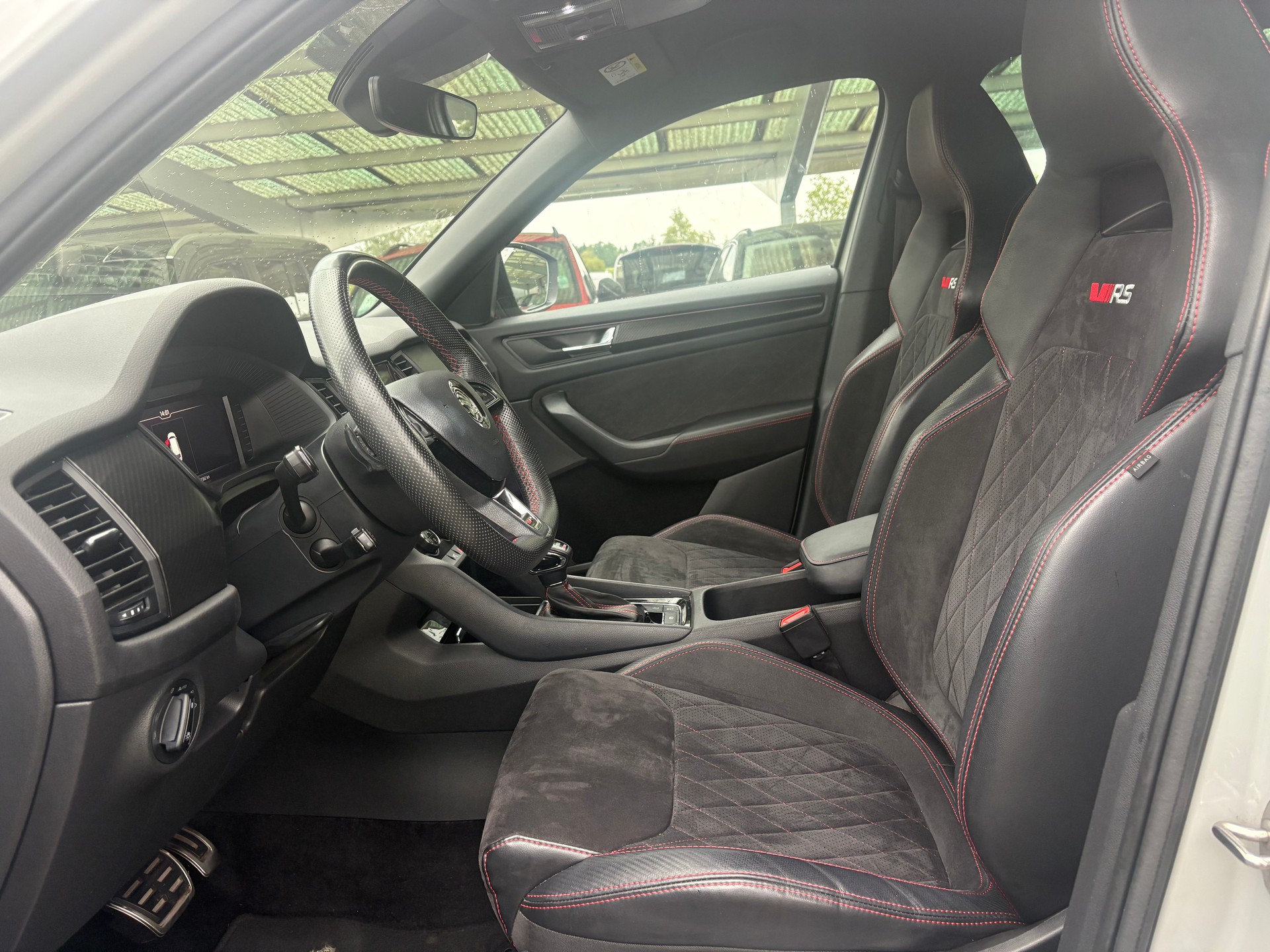 SKODA Kodiaq 2.0 Bi-TDI SCR RS 4x4 DSG-image-7