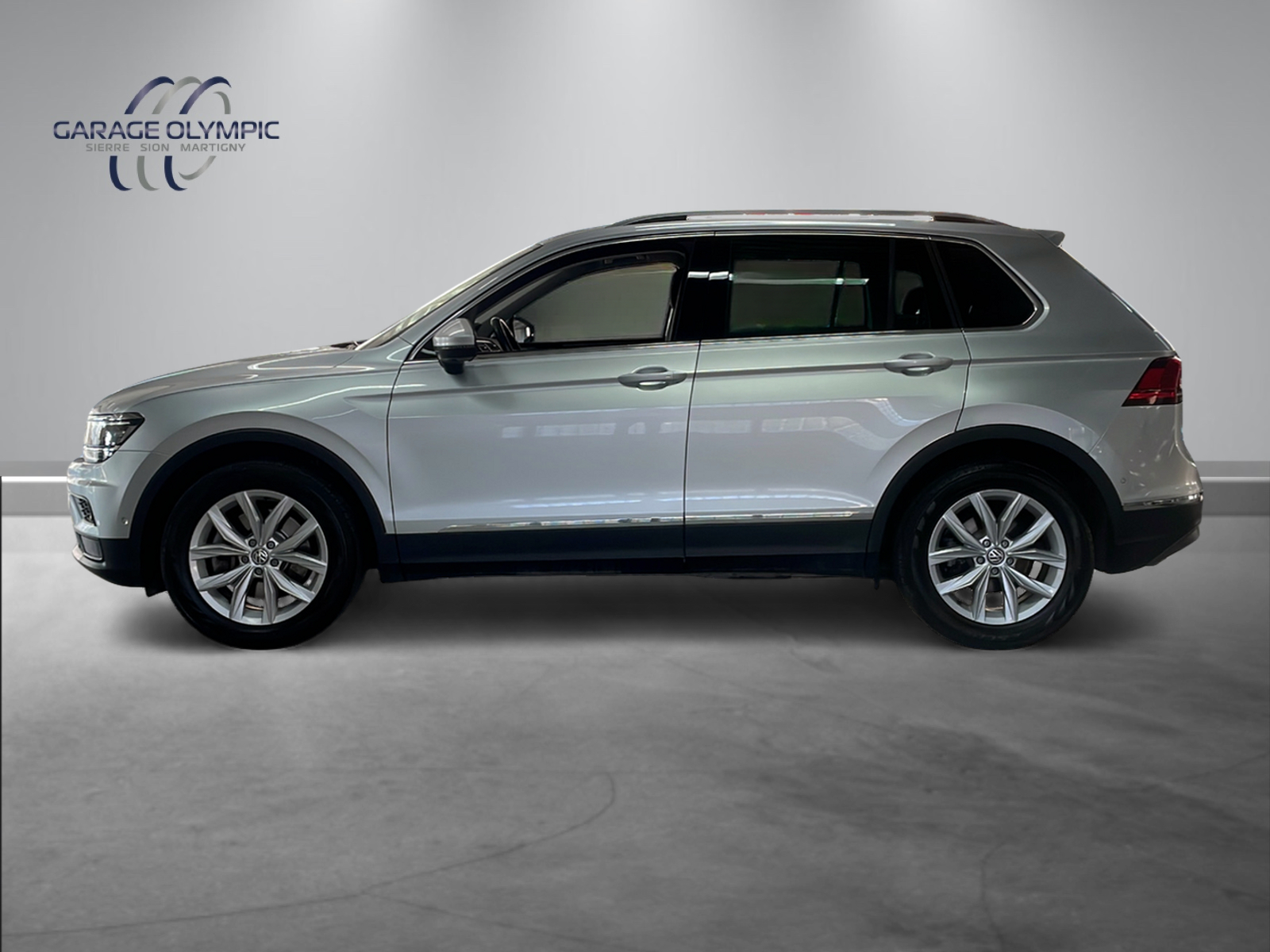 VW Tiguan 2.0TSI Comfortline 4Motion DSG-image-4