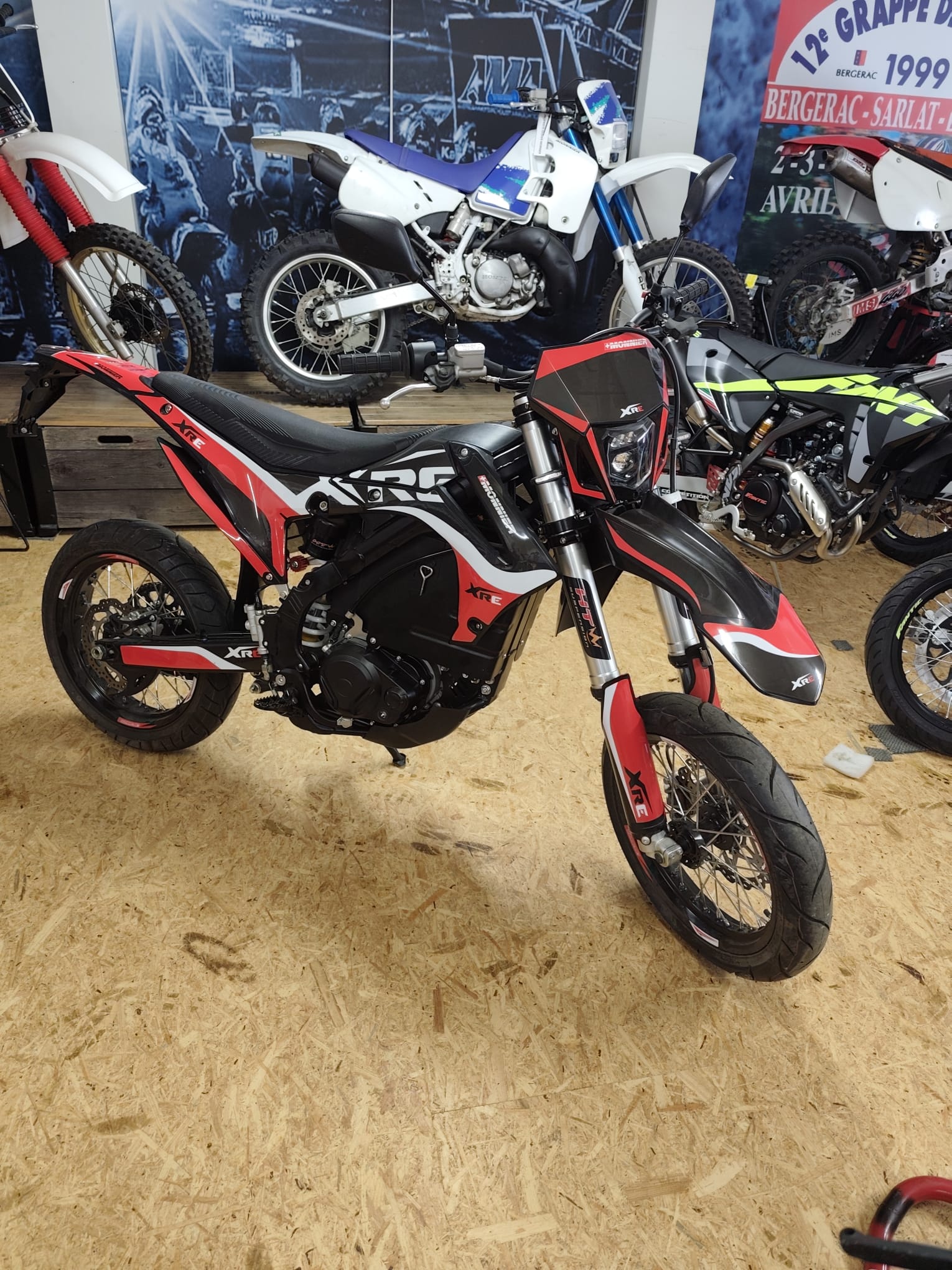 MONNIER-HONDA XRE électrique