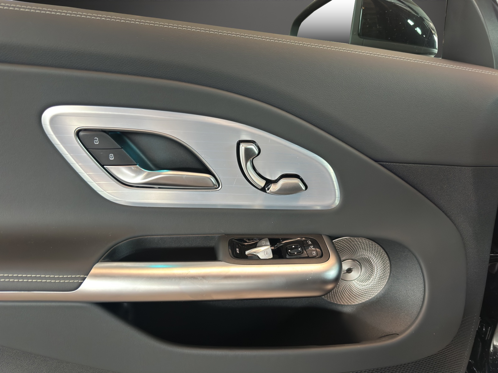 MERCEDES-BENZ CLA SB 220 4M 8G-DCT-image-12