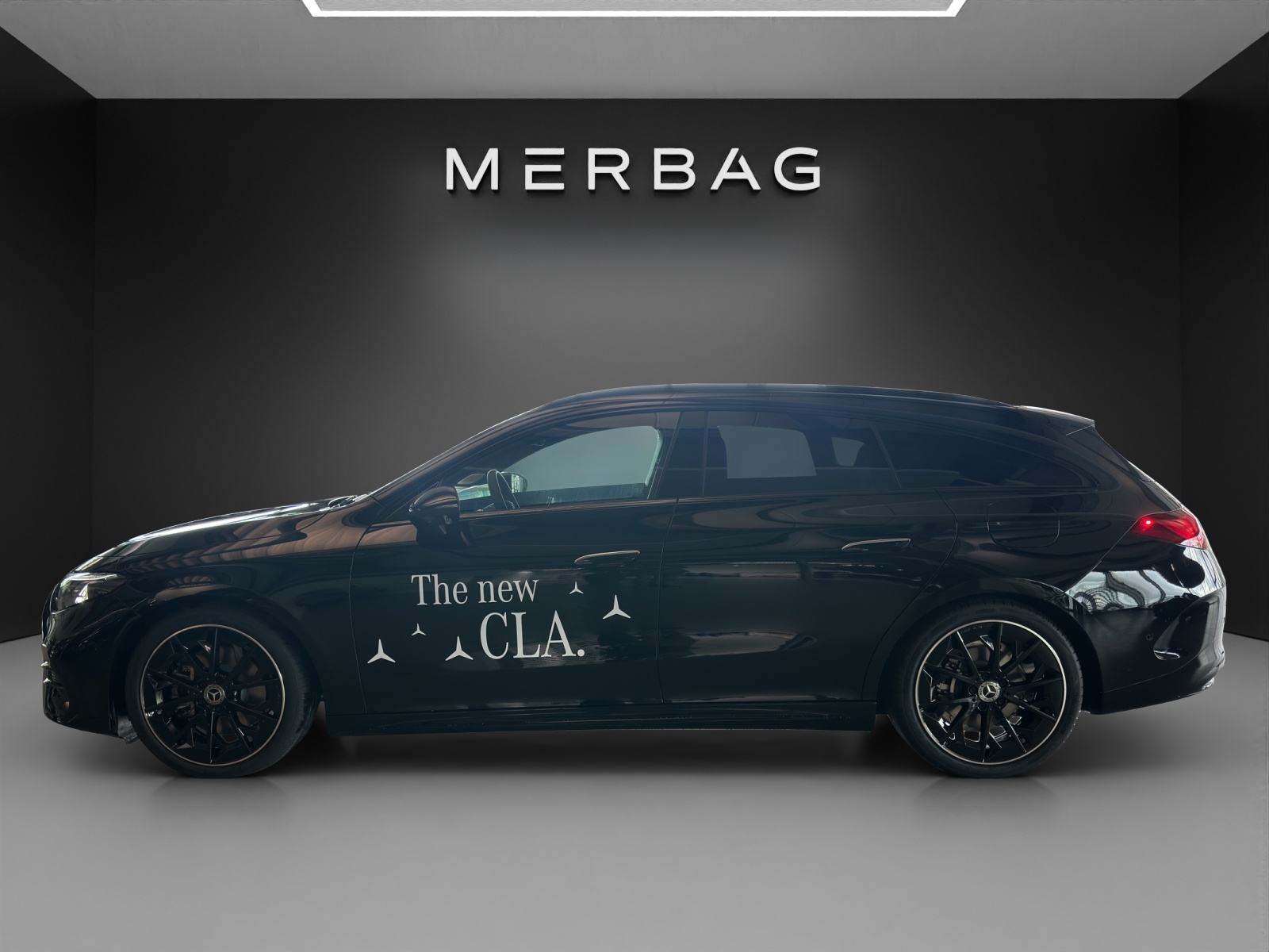 MERCEDES-BENZ CLA SB 220 4M 8G-DCT-image-2