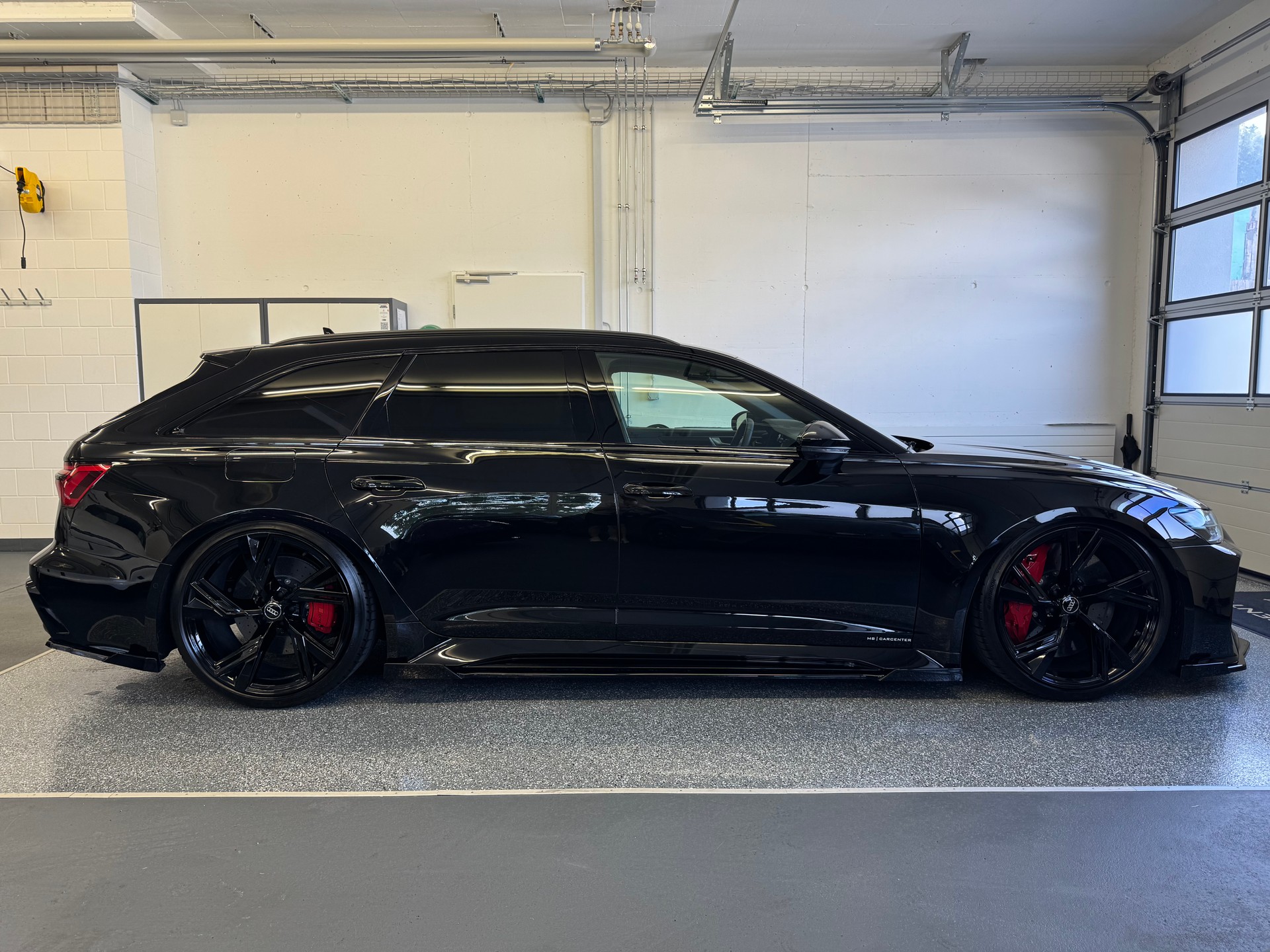 AUDI RS6 Avant 4.0 TFSI V8 quattro, CH Fahrzeug, Keramik, KW V4, BTM-image-9
