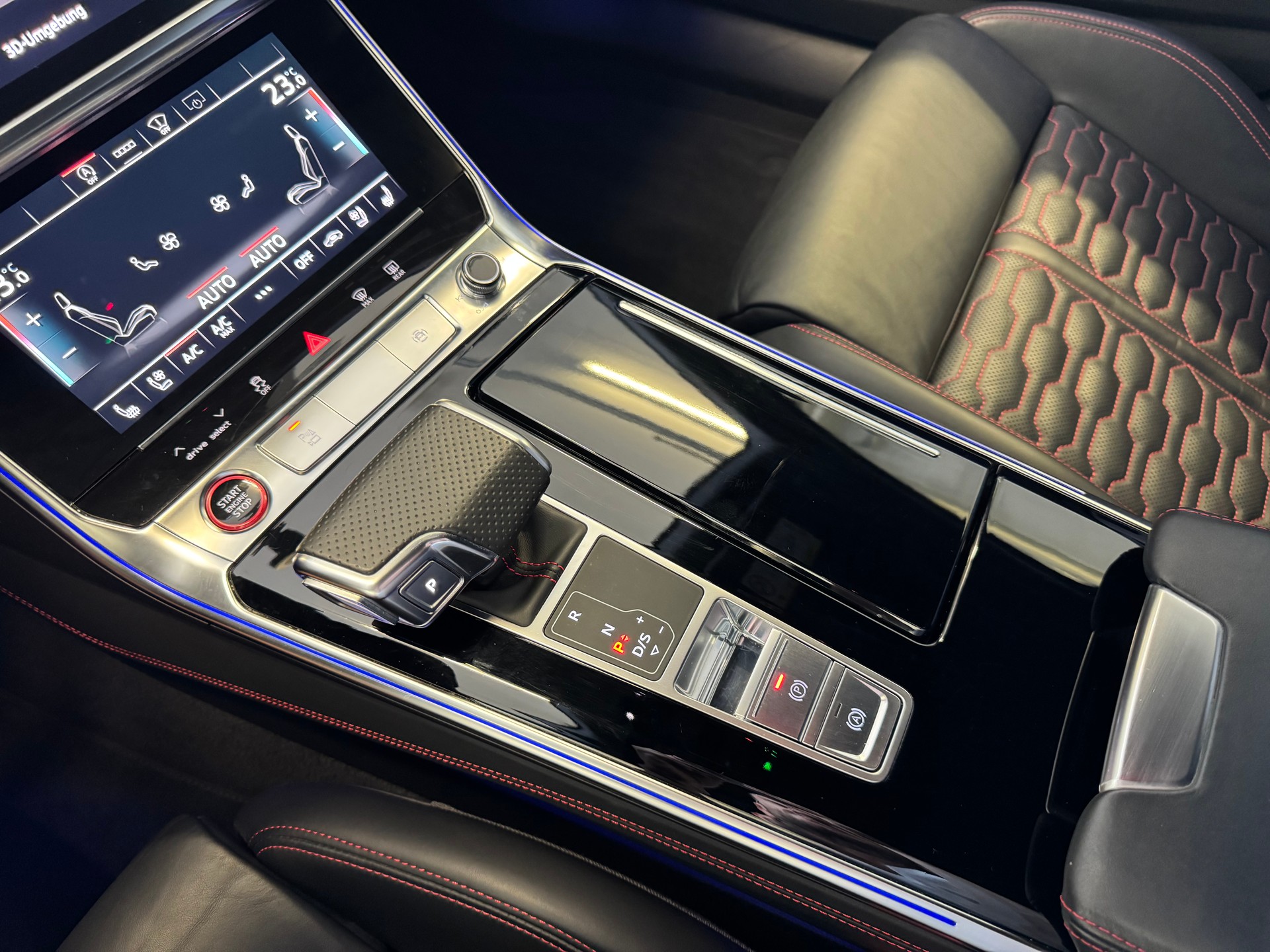 AUDI RS6 Avant 4.0 TFSI V8 quattro, CH Fahrzeug, Keramik, KW V4, BTM-image-24