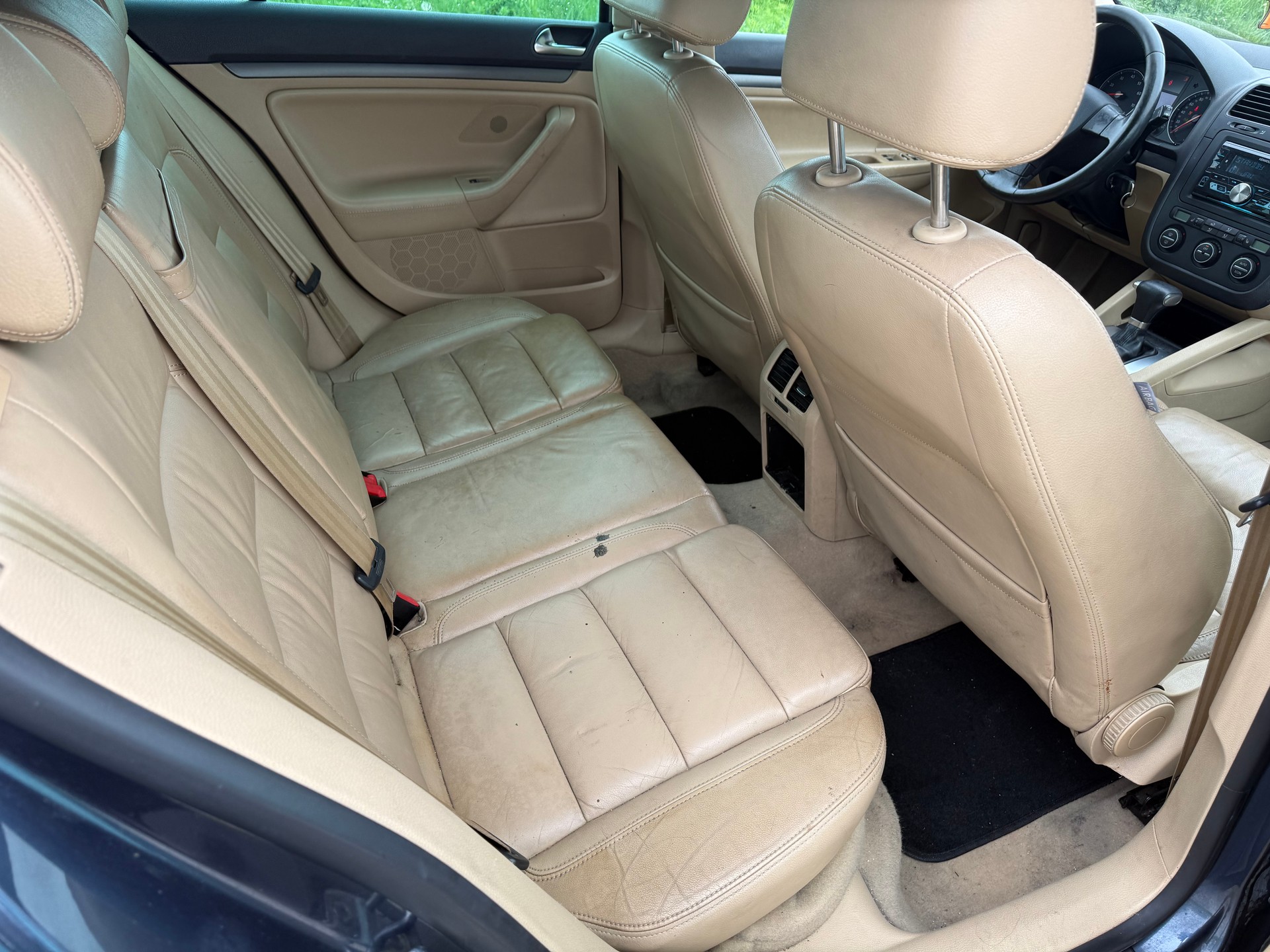 VW Golf 2.0 FSI Comfortline-image-7