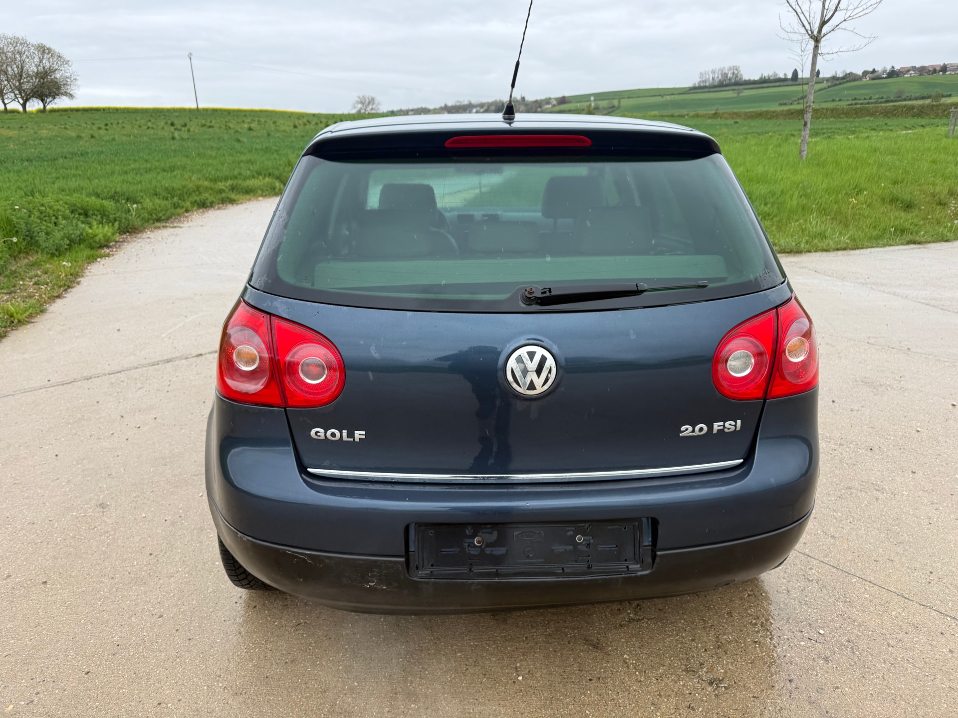 VW Golf 2.0 FSI Comfortline-image-3