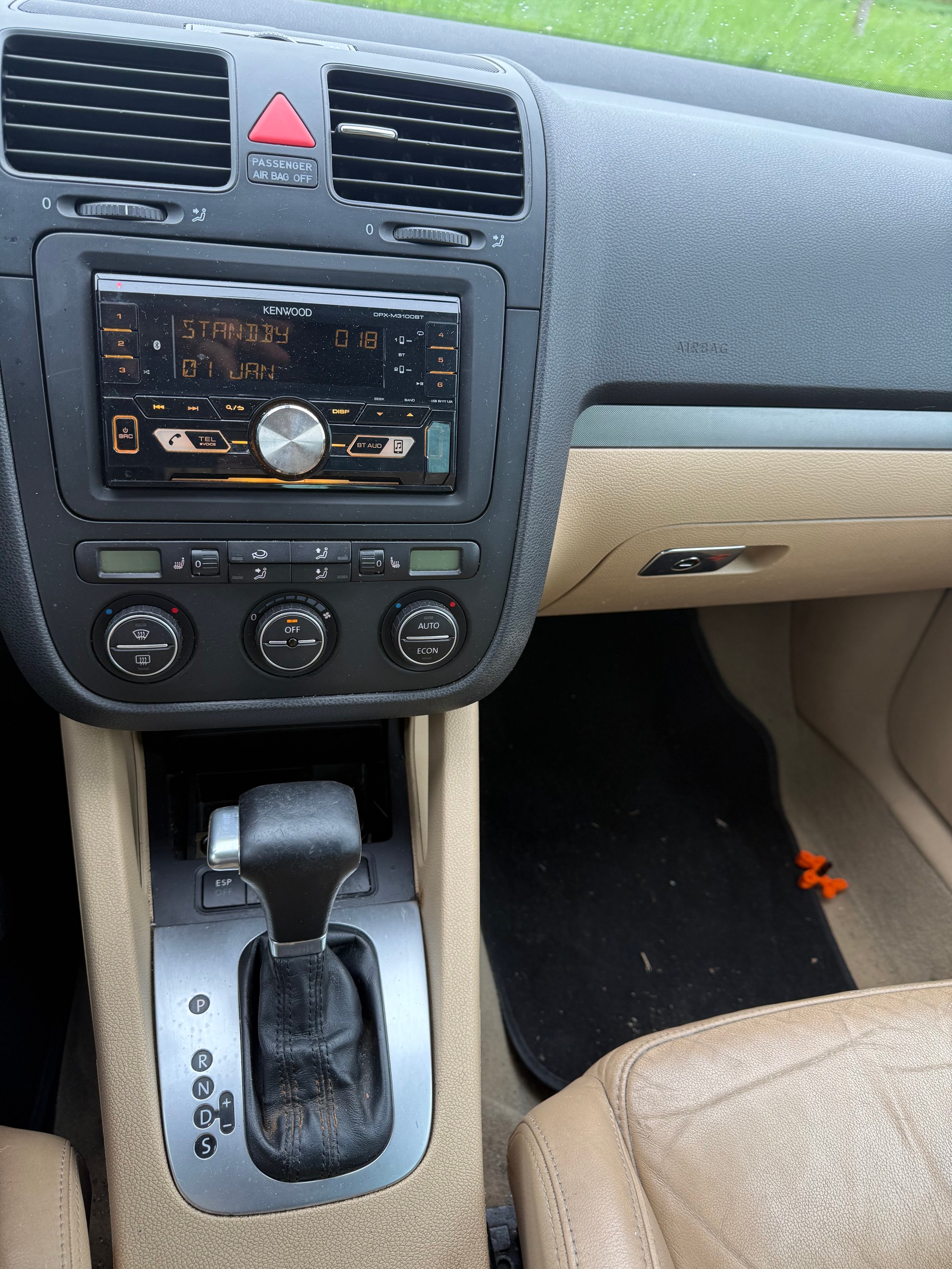 VW Golf 2.0 FSI Comfortline-image-12