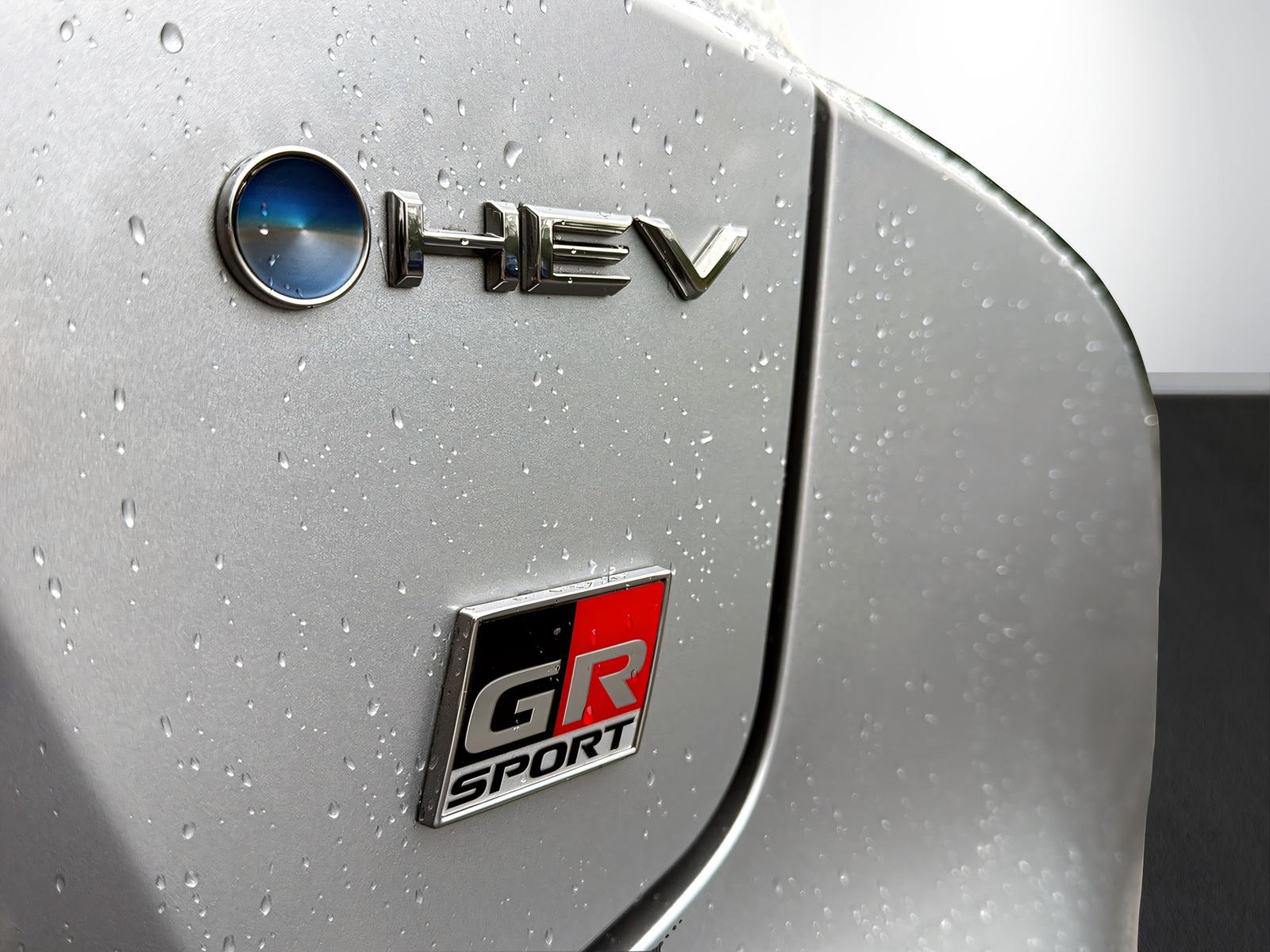 TOYOTA C-HR 2.0 HEV GR Sport 4x4-image-10