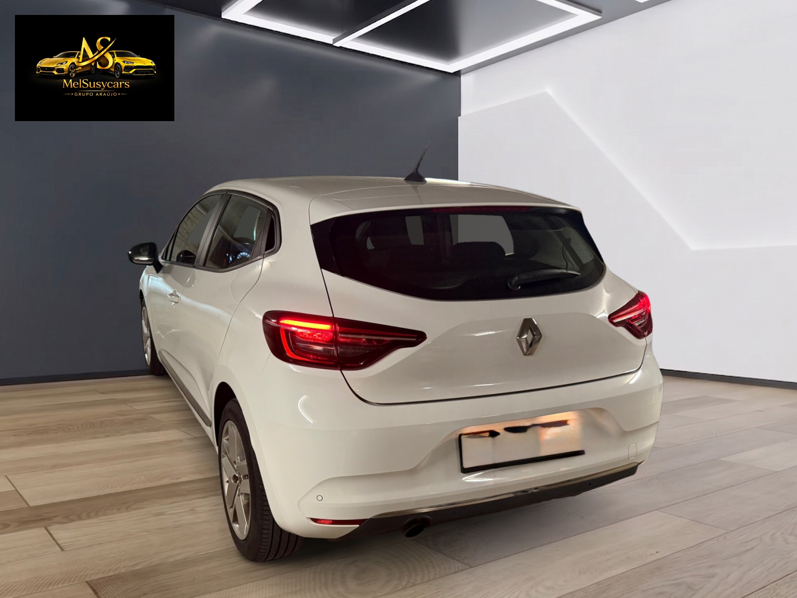 RENAULT Clio 1.0 Business-image-3