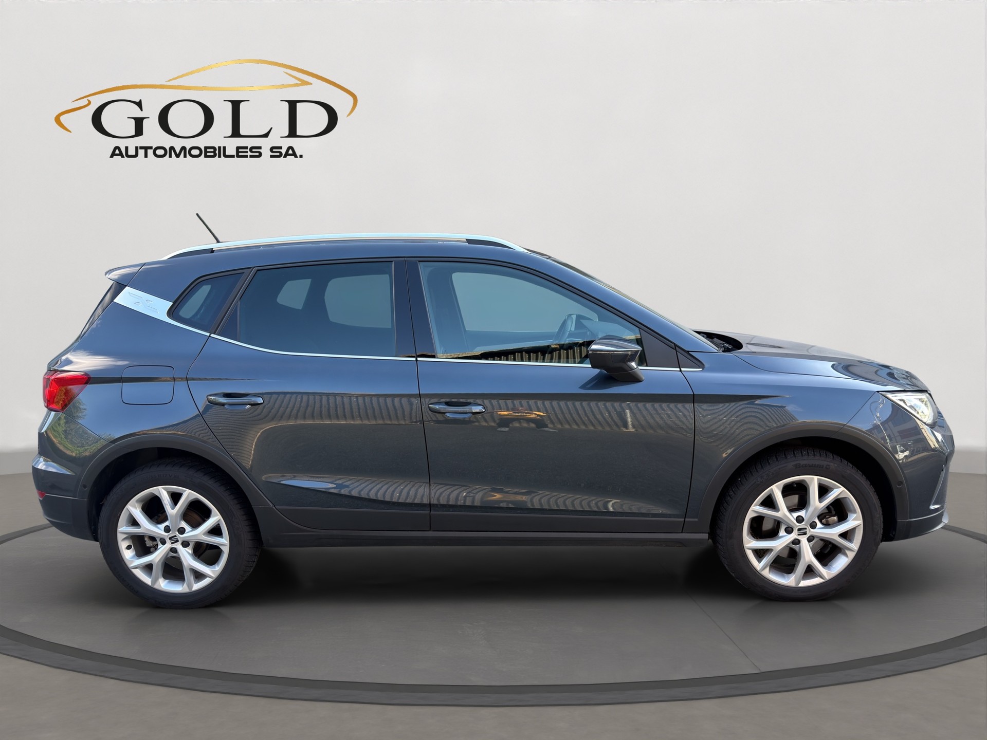 SEAT Arona 1.0 TSI Eco Hola FR DSG-image-12