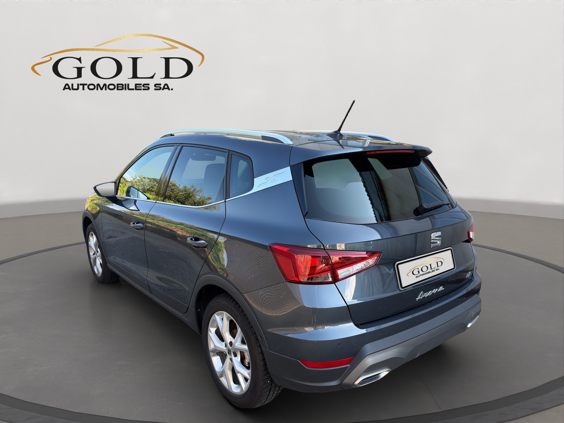SEAT Arona 1.0 TSI Eco Hola FR DSG-image-10