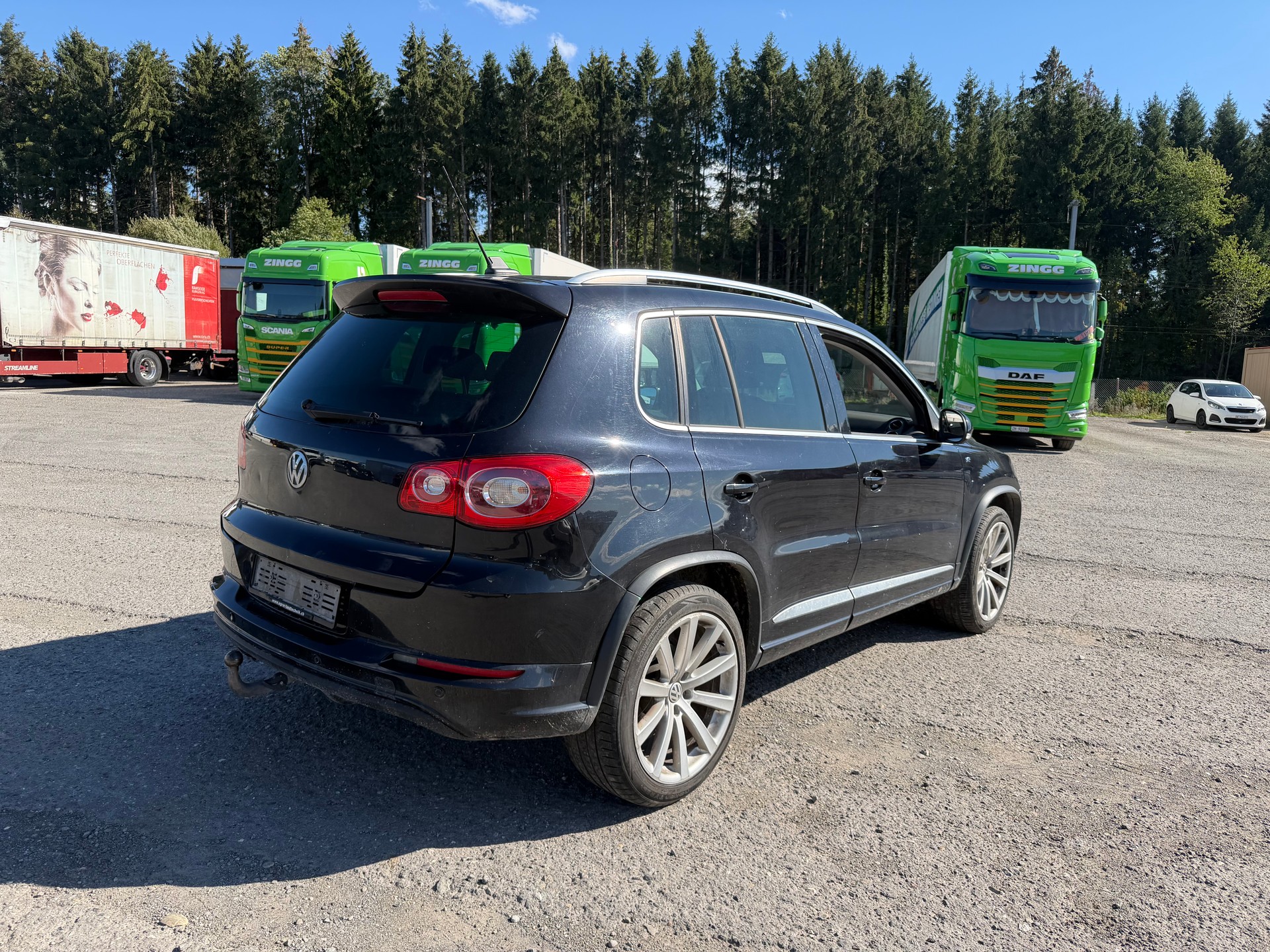 VW Tiguan 2.0 TSI Sport&Style-image-3