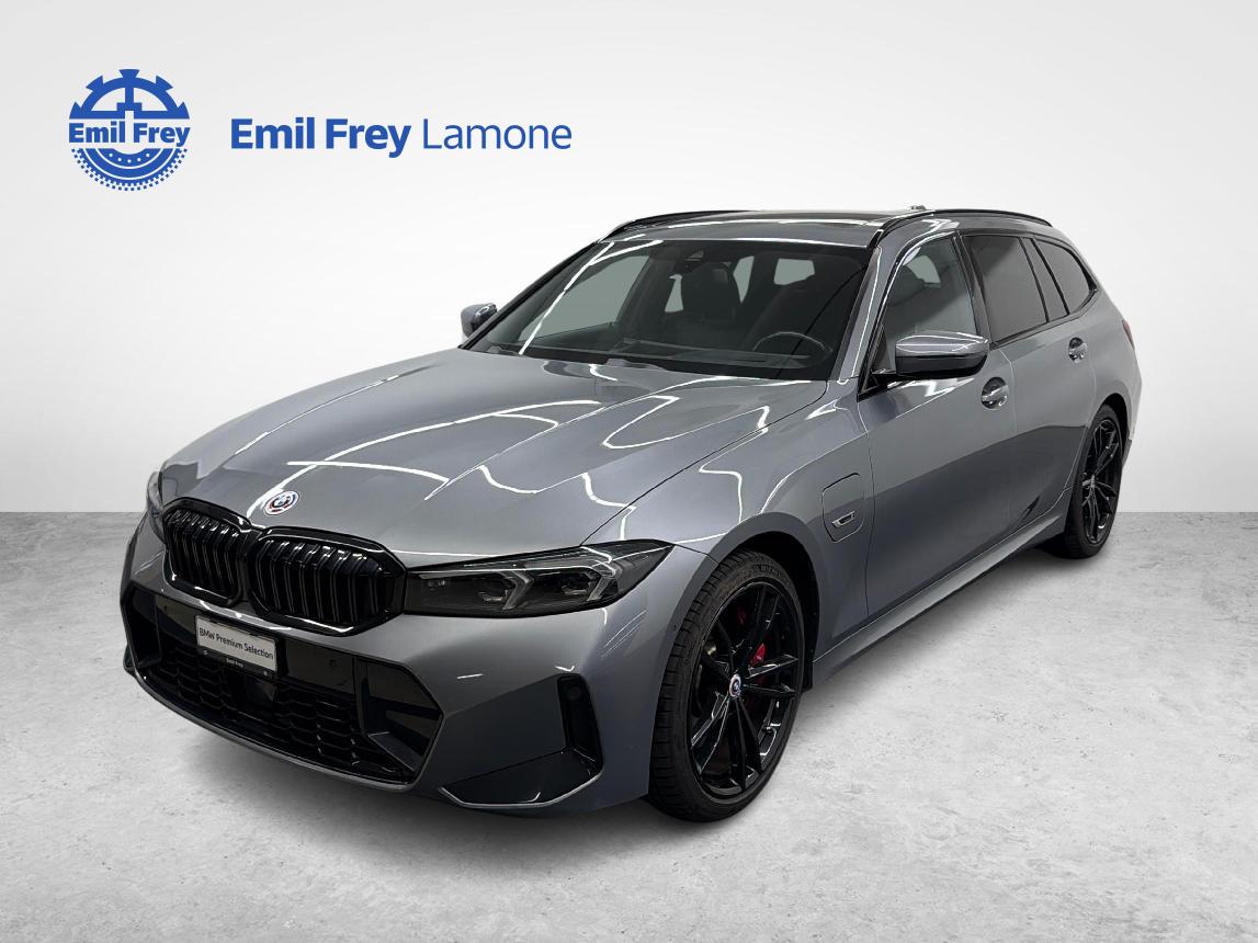 BMW 330e xDrive Touring-image-0