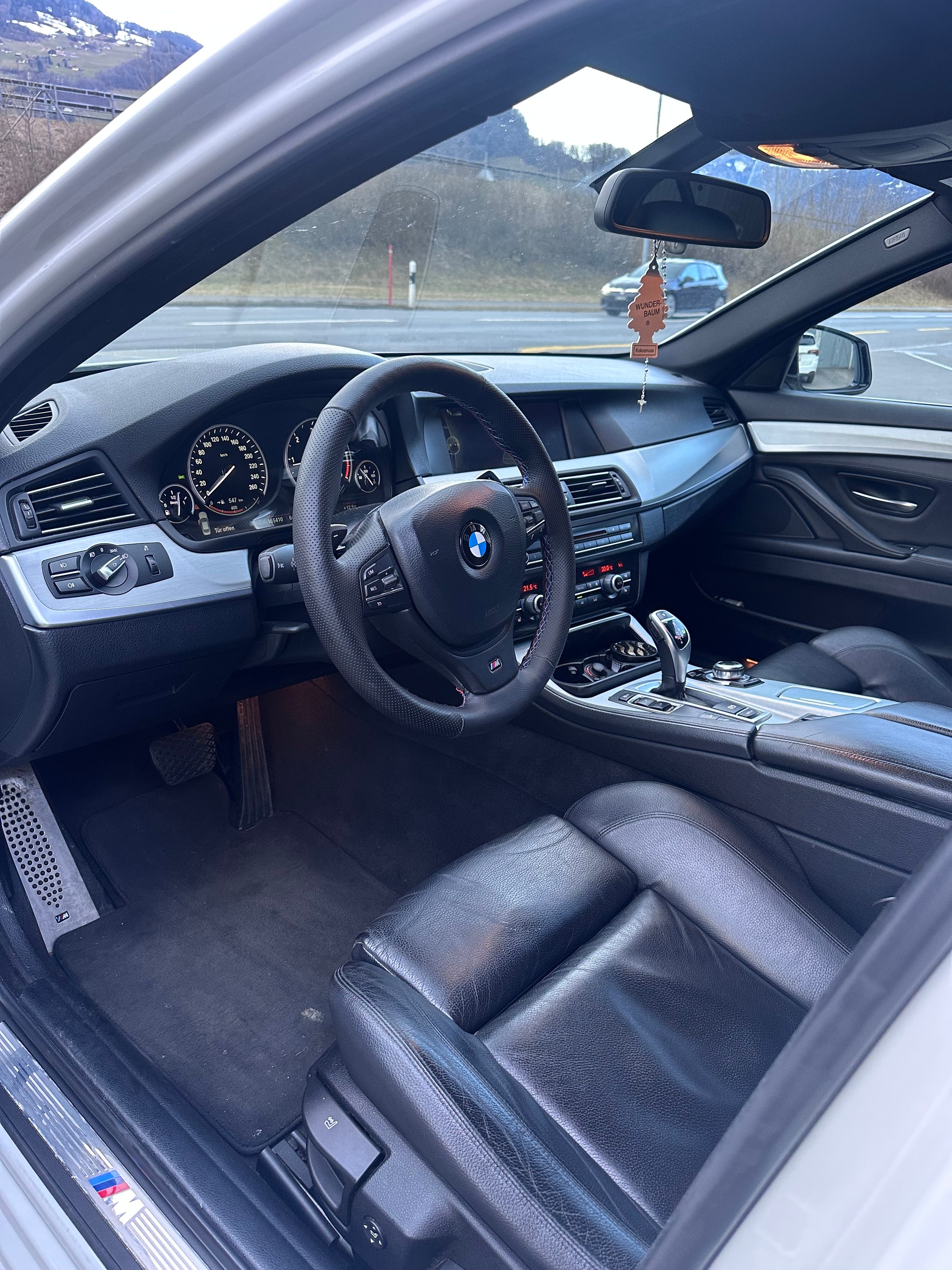 BMW 525d xDrive Steptronic-image-12