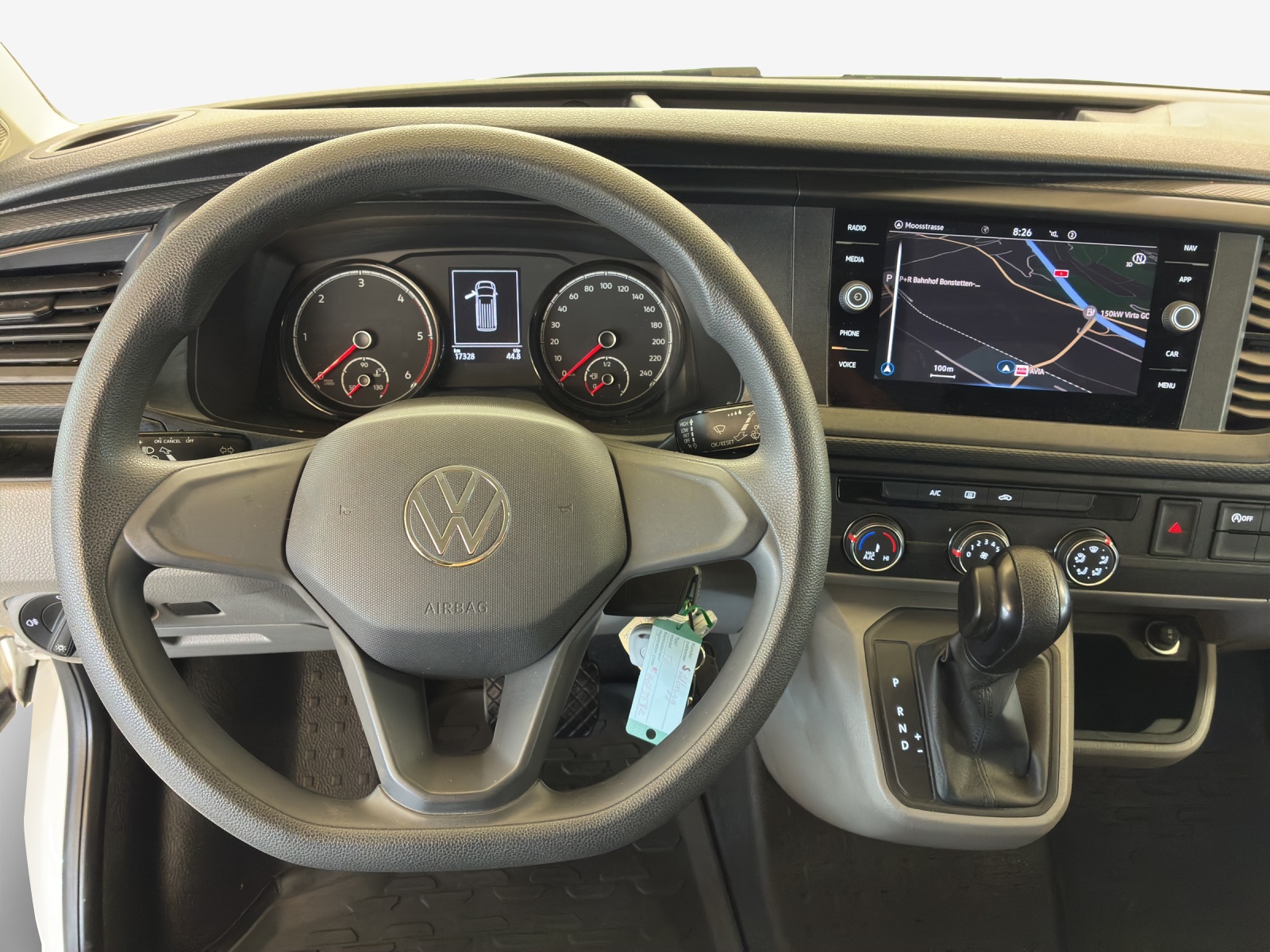 VW T6.1 2.0 TDI DSG-image-8