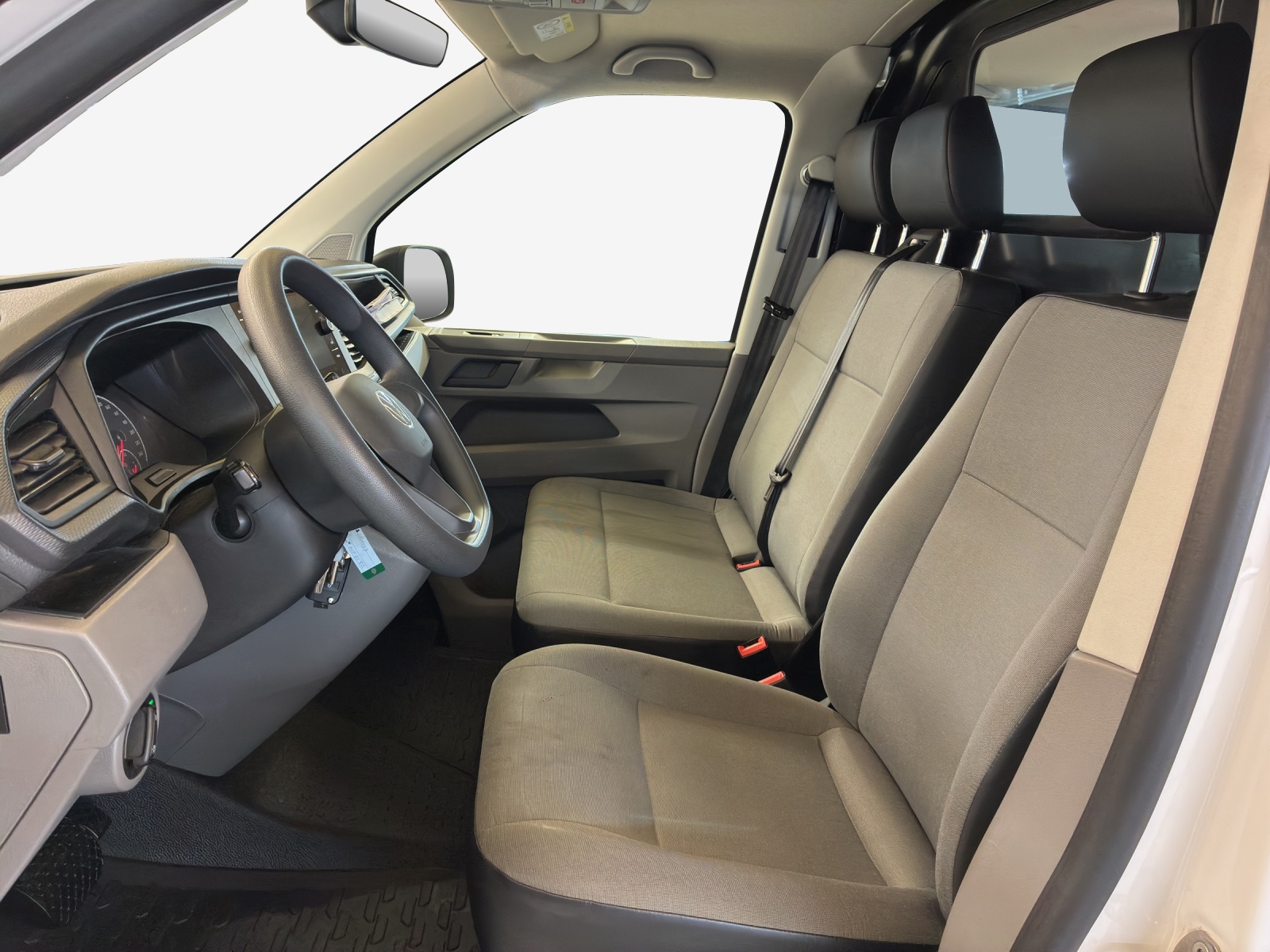 VW T6.1 2.0 TDI DSG-image-7