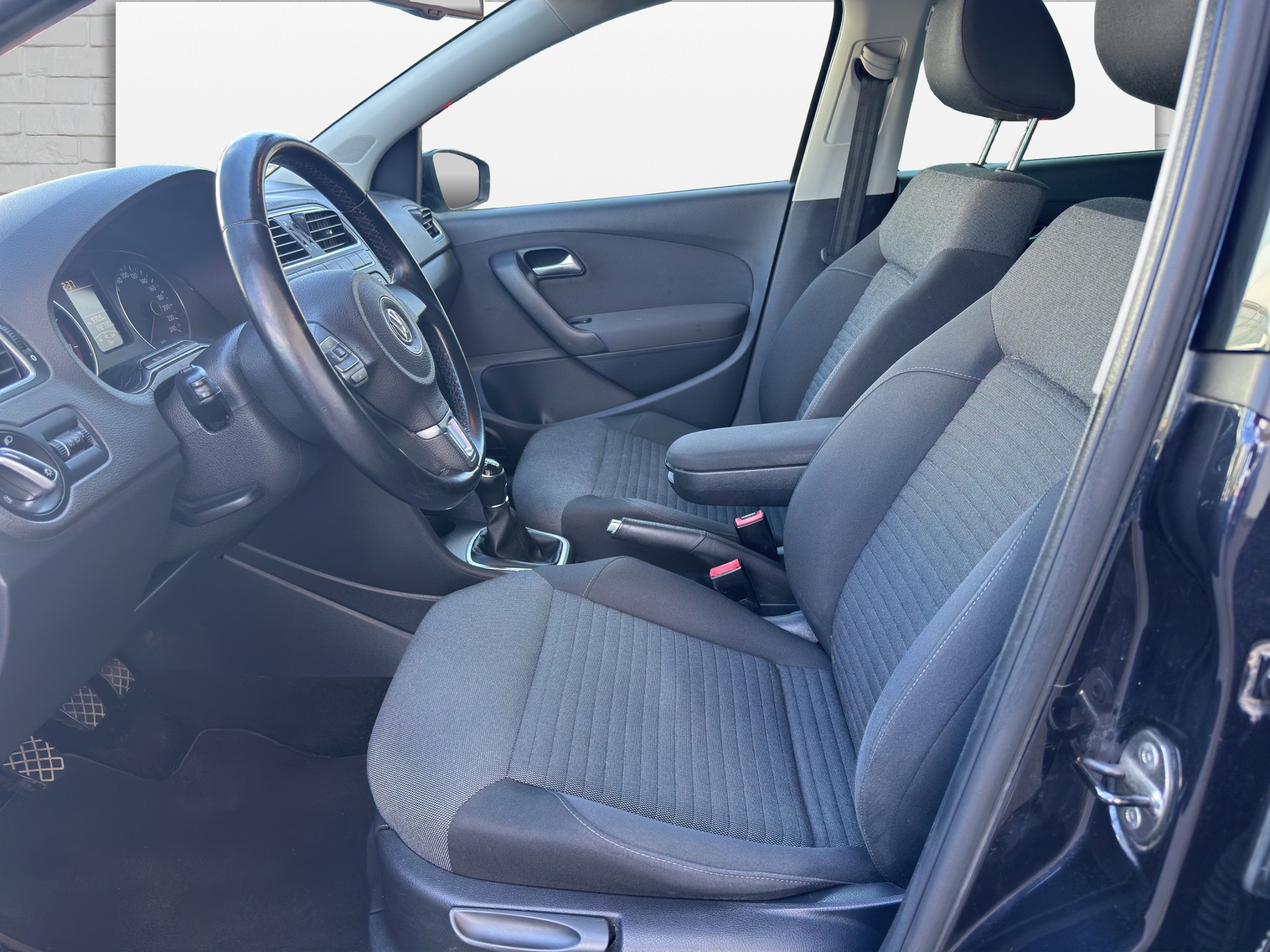 VW Polo 1.2 TSI Comfortline-image-10