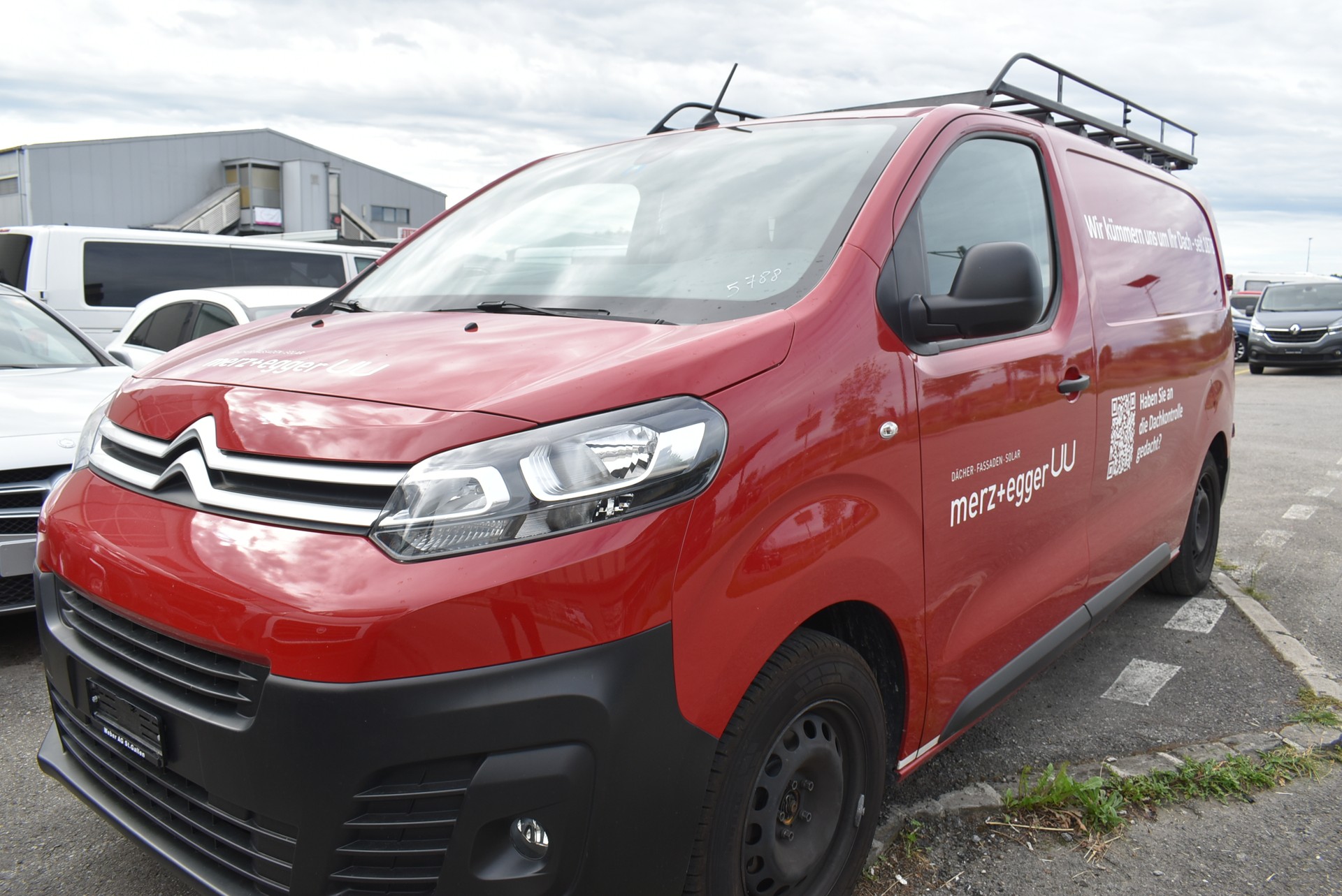 CITROEN Jumpy 2.0 BlueHDi 140 M Club EAT8-image-0