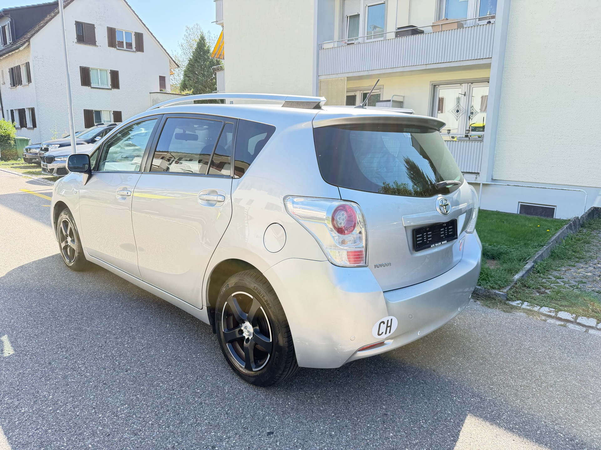TOYOTA Verso 1.8 easy/ FRISCH AB MFK & SE-image-2