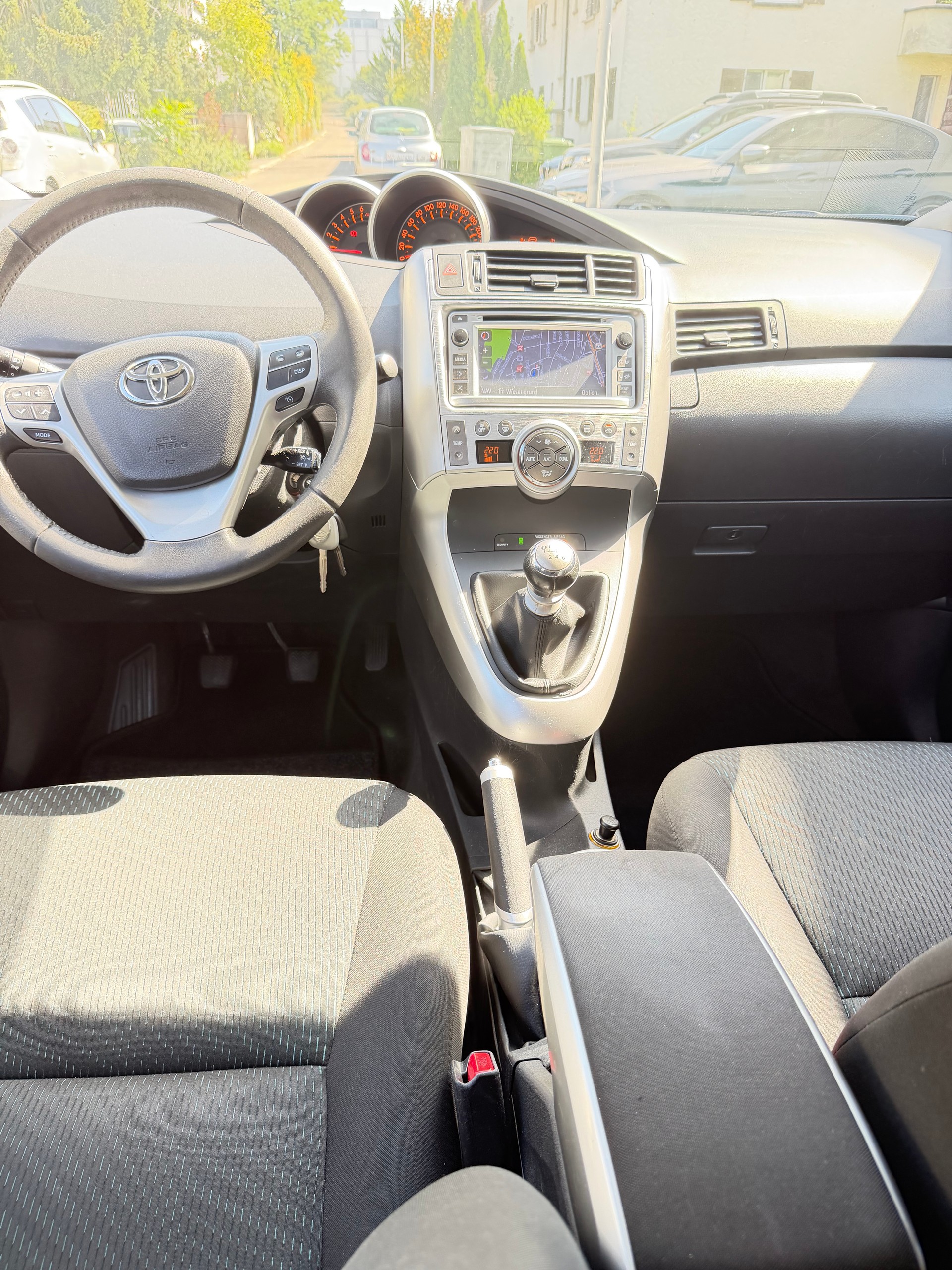 TOYOTA Verso 1.8 easy/ FRISCH AB MFK & SE-image-7