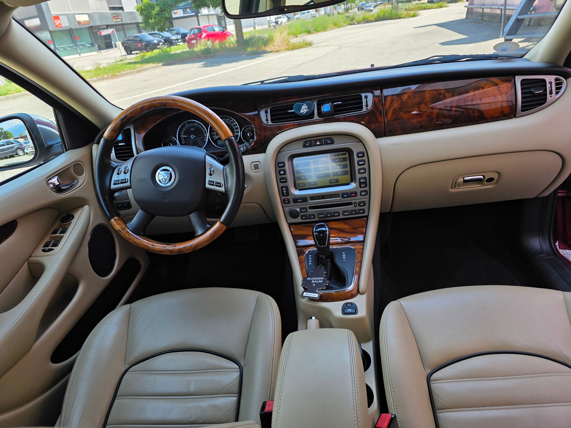 JAGUAR X-Type 2.2D Sovereign Automatic-image-9