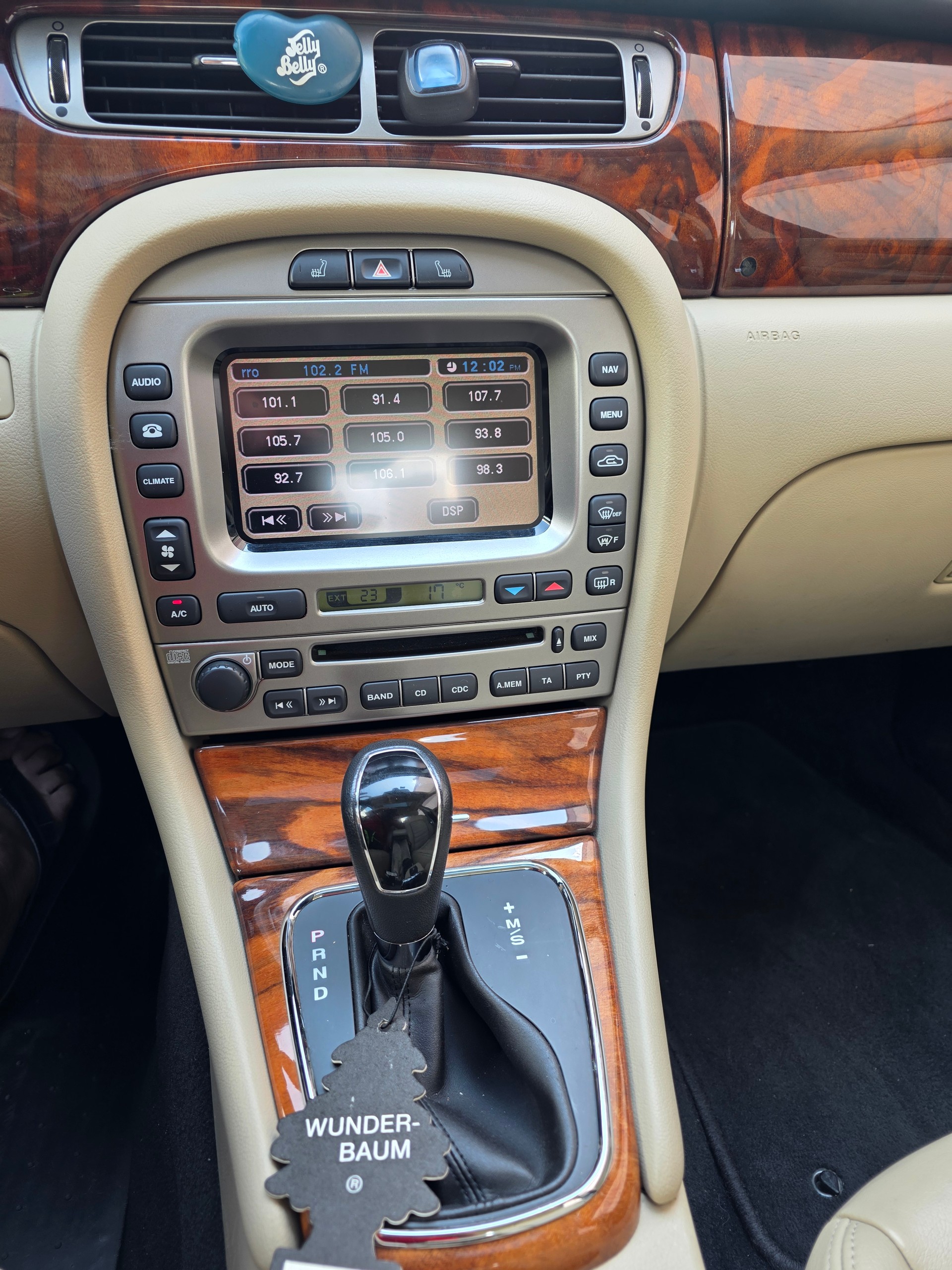 JAGUAR X-Type 2.2D Sovereign Automatic-image-14