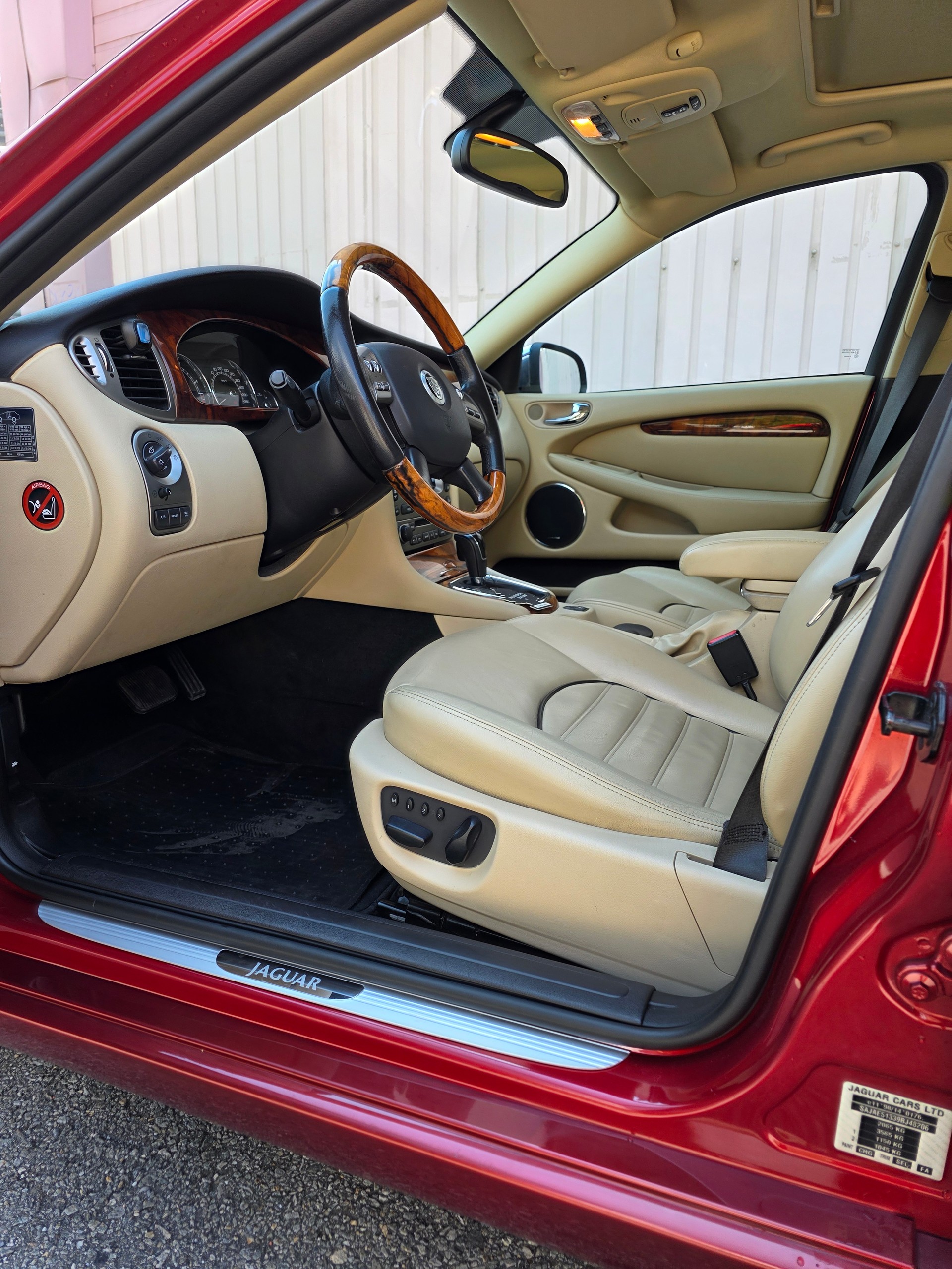 JAGUAR X-Type 2.2D Sovereign Automatic-image-11