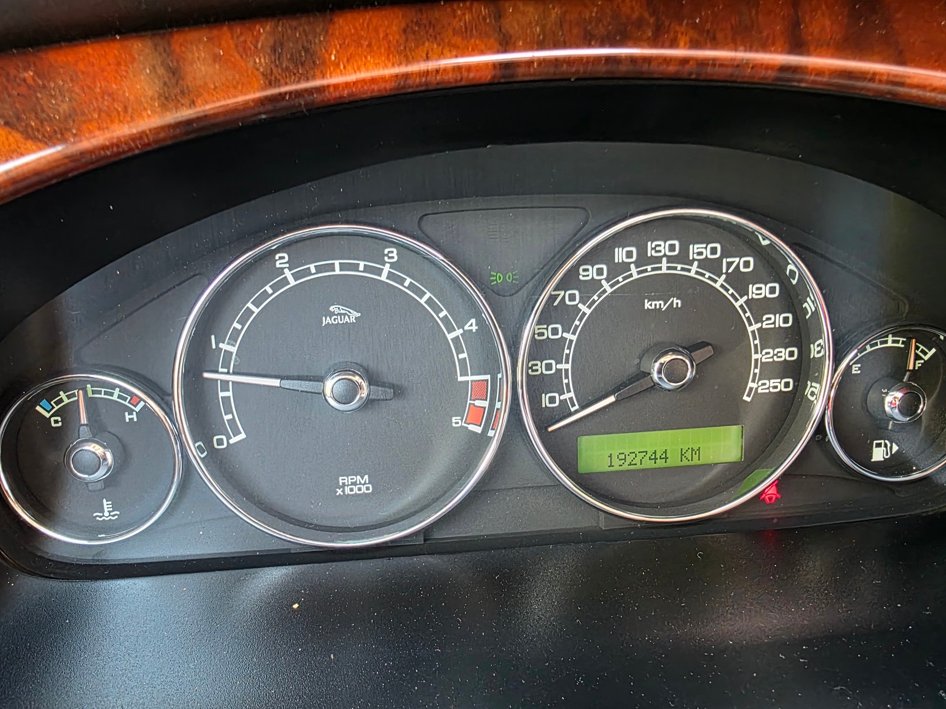 JAGUAR X-Type 2.2D Sovereign Automatic-image-13
