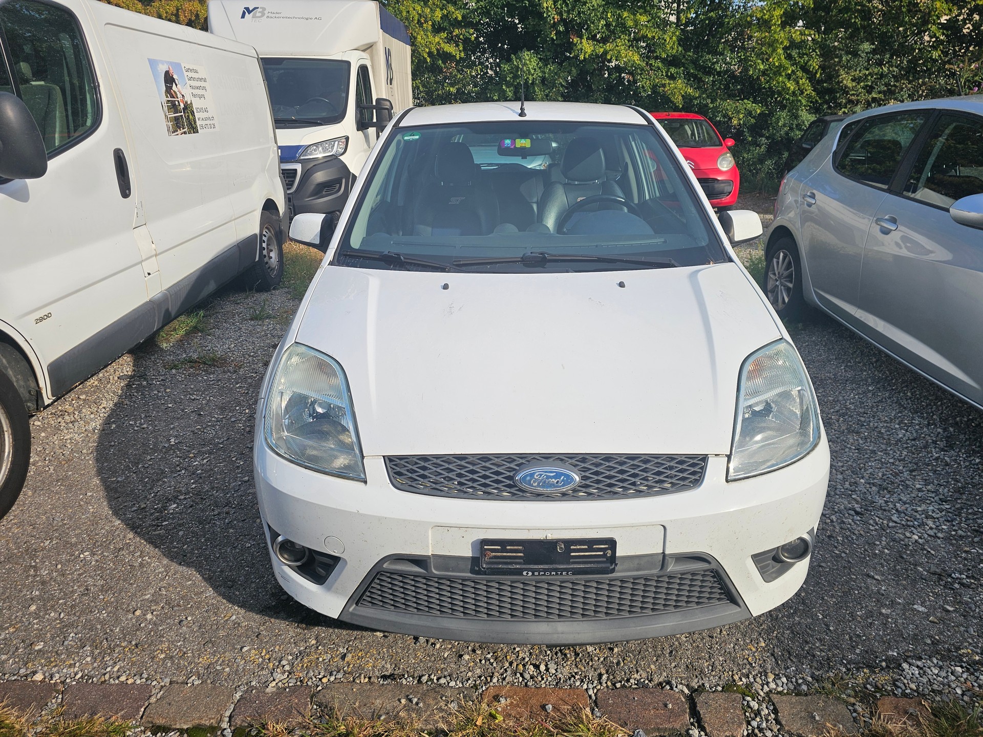 FORD Fiesta 2.0 16V ST-image-1