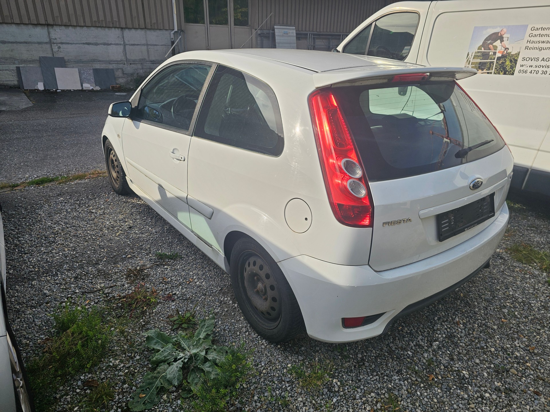 FORD Fiesta 2.0 16V ST-image-3